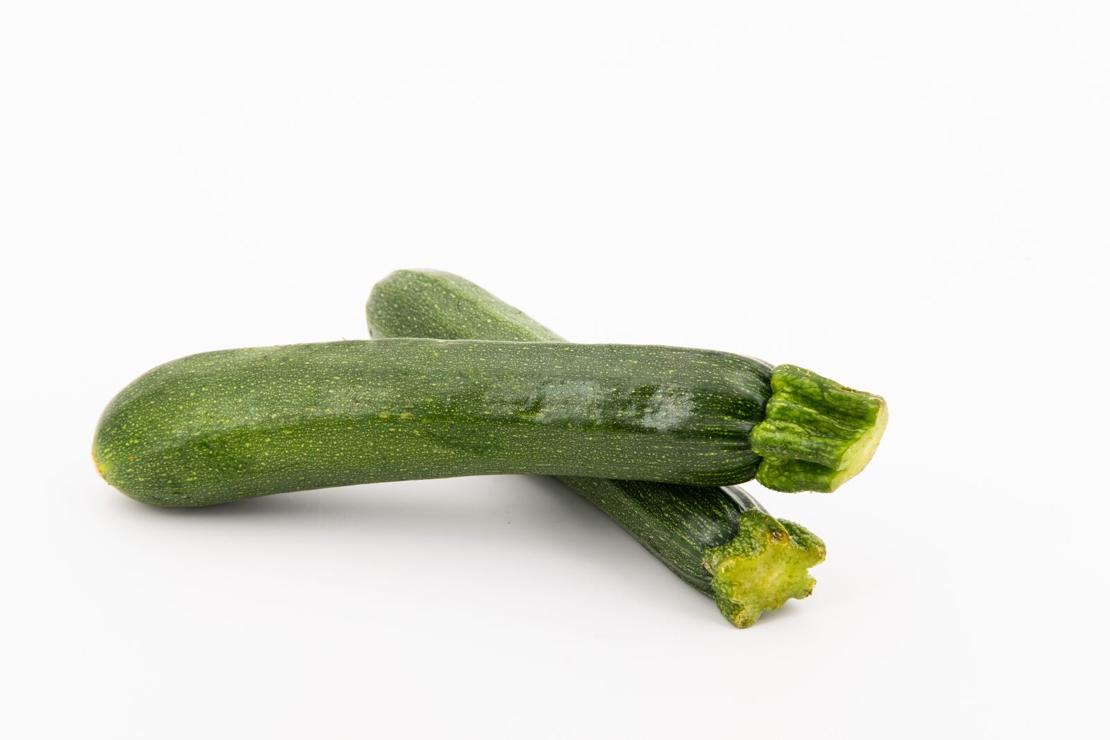 Fujifilm X-T2 + Fujifilm XF 35mm F2 R WR sample photo. Zucchini, zucchetti, pumpkin photography