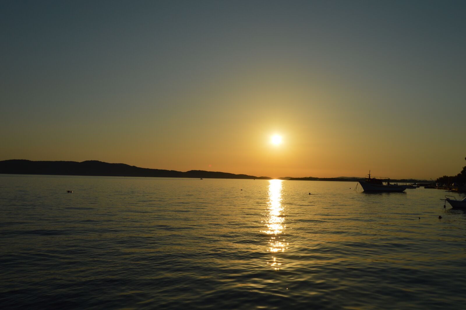 Nikon D3200 sample photo. Sea, sunset, surface photography