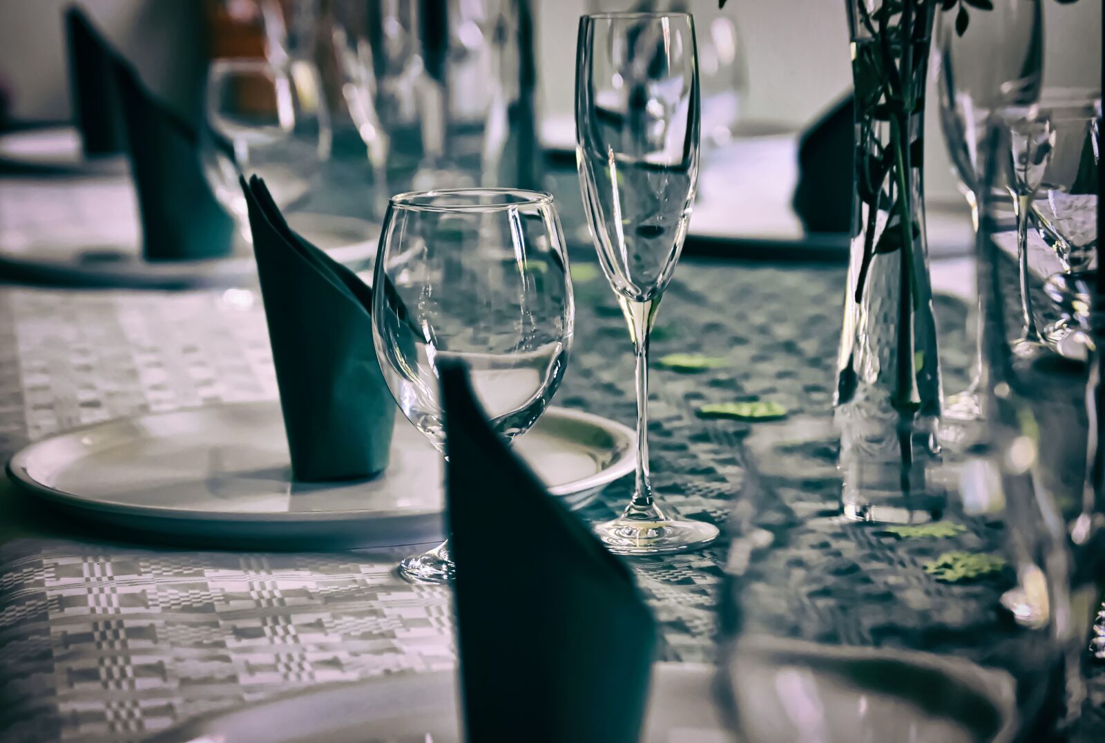 Nikon D7200 sample photo. Gedeckter table, board, tableware photography