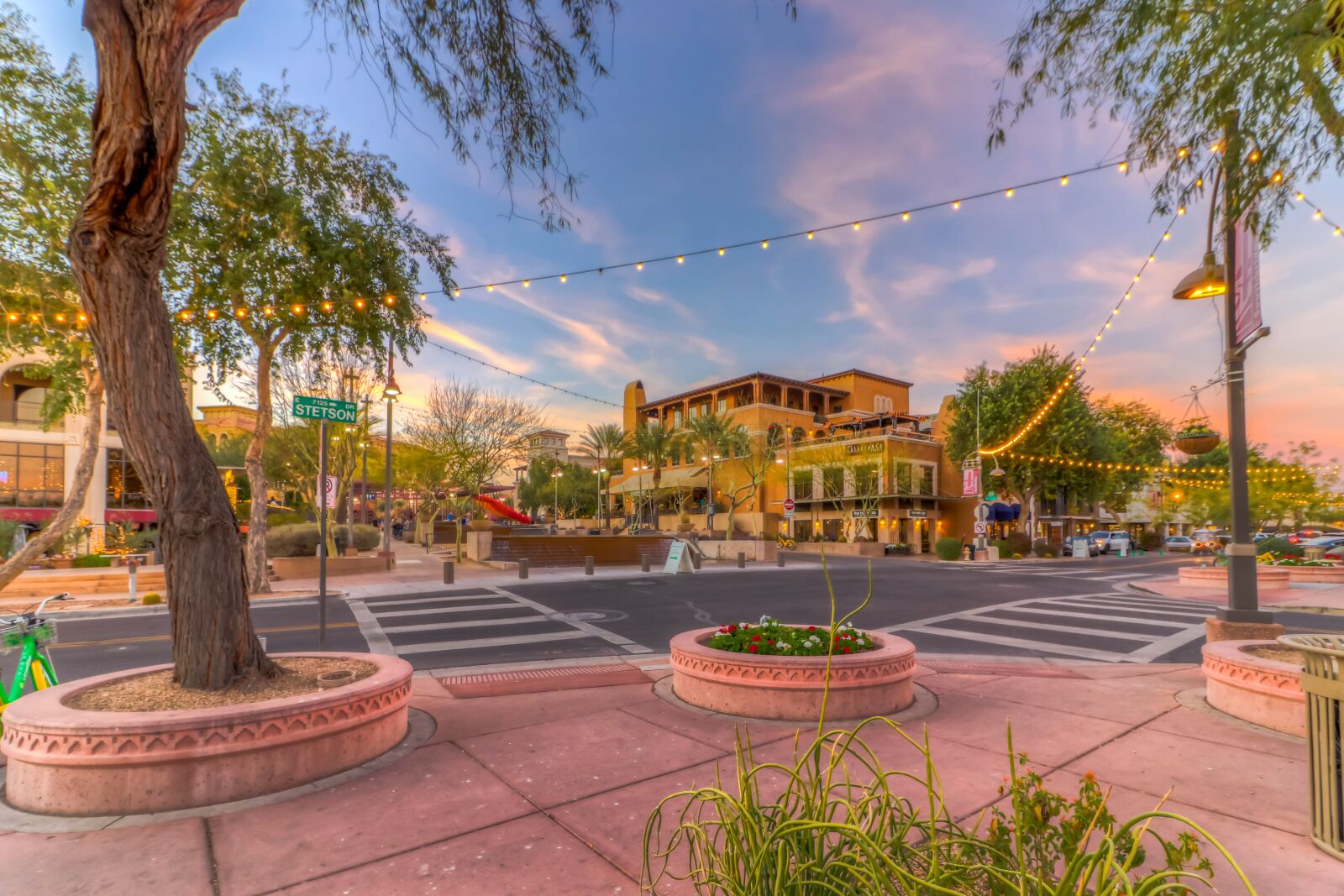 Canon EOS 80D sample photo. Downtown, scottsdale, arizona photography
