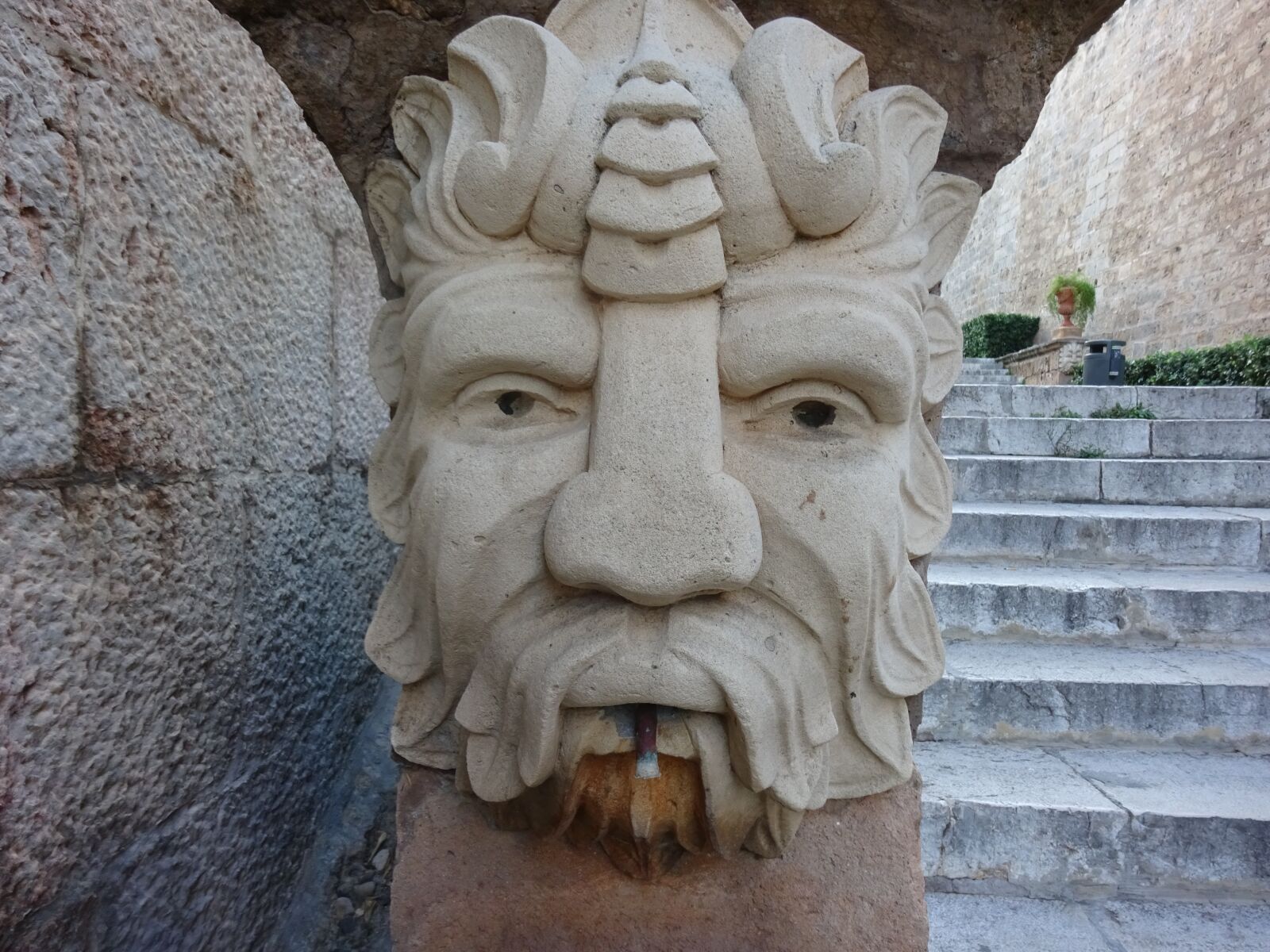 Sony Cyber-shot DSC-WX350 sample photo. Monuments, palma, source photography