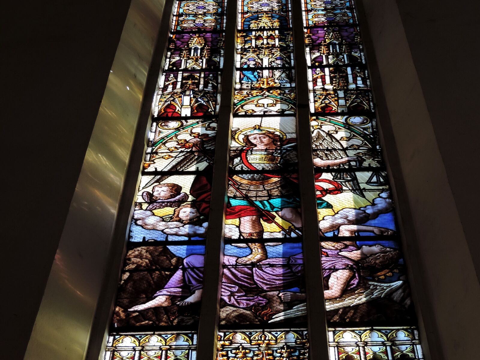 Nikon Coolpix P520 sample photo. Angel, christ, christianity, stained photography
