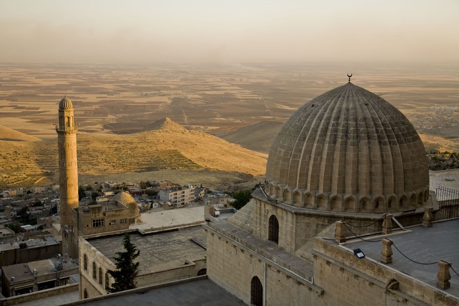 Canon EOS 5D sample photo. Architecture, historical works, mardin photography