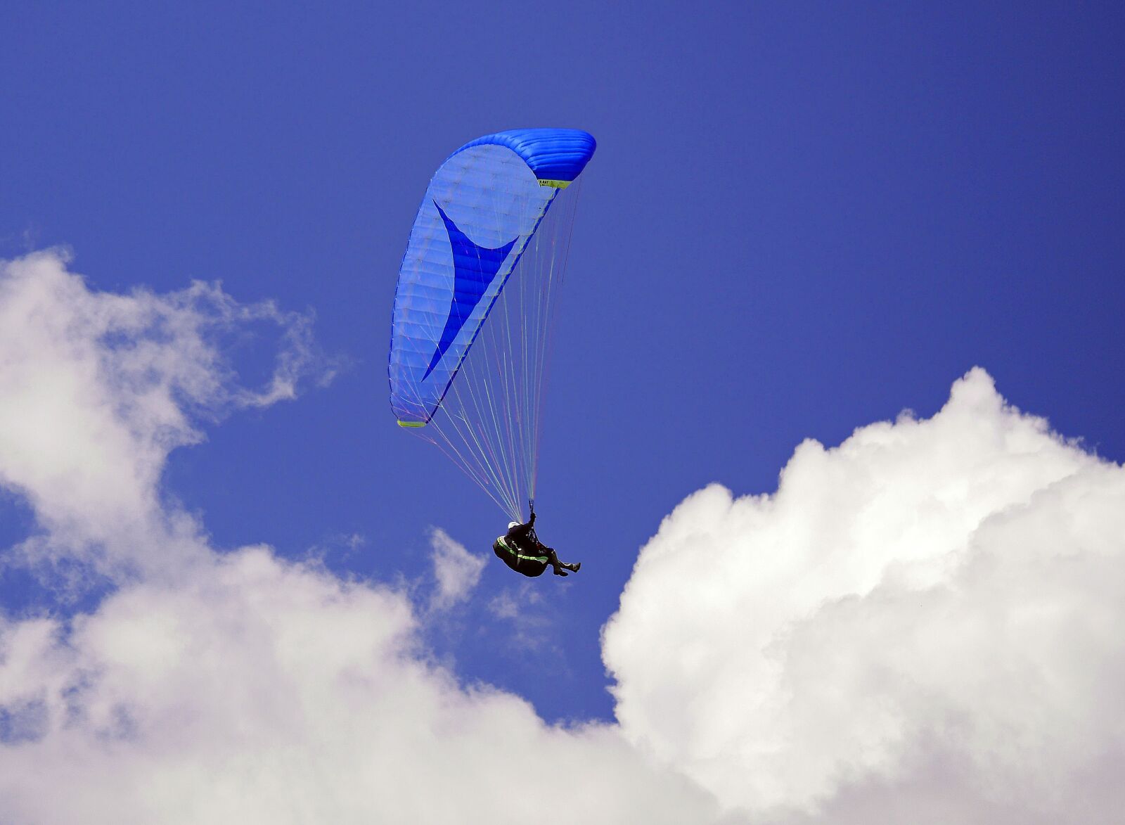 Panasonic Lumix DMC-GH3 sample photo. Paraglider, blue-in-blue, sky photography