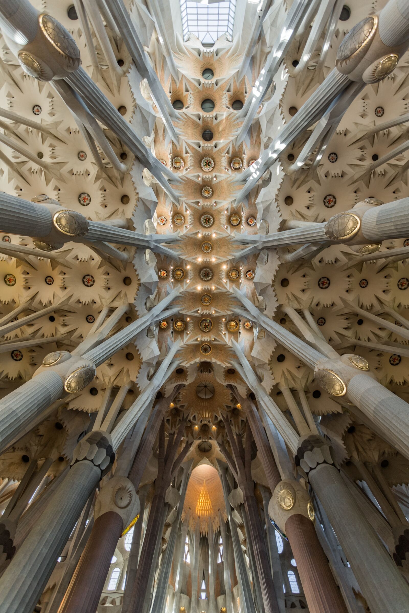 Canon EF 17-40mm F4L USM sample photo. Sagrada fam lia, barcelona photography