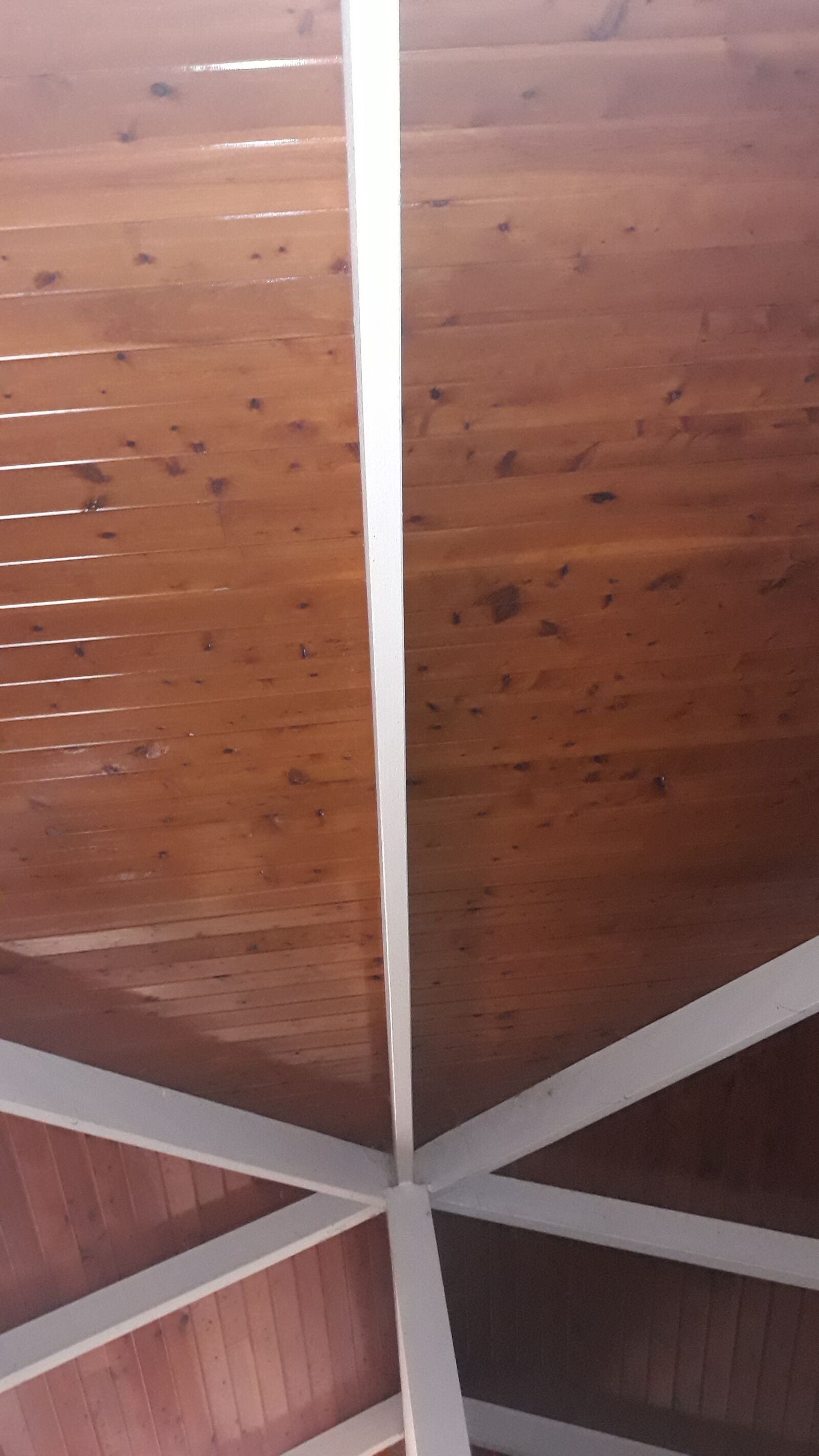 Samsung Galaxy J7 Pro sample photo. Roof, timber, wood photography