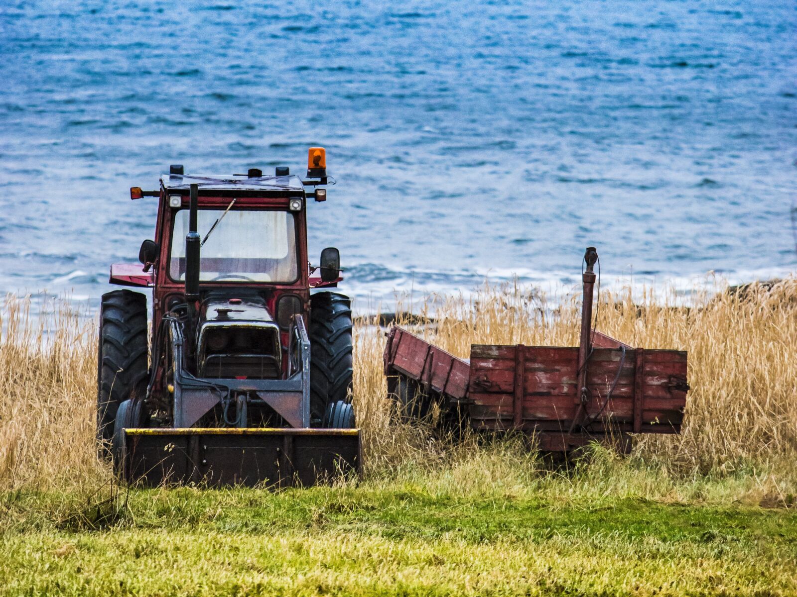 Nikon D5500 sample photo. Tractor, rural, old photography