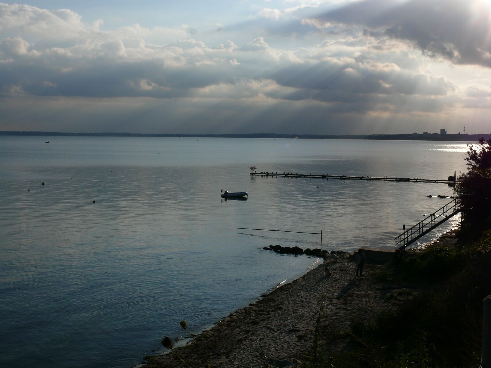 Panasonic DMC-FZ50 sample photo. Sea, clouds, beach photography