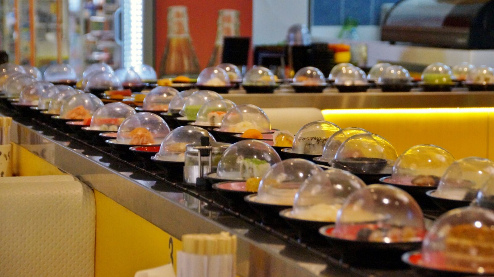 Sony SLT-A58 sample photo. Running, sushi, asian photography