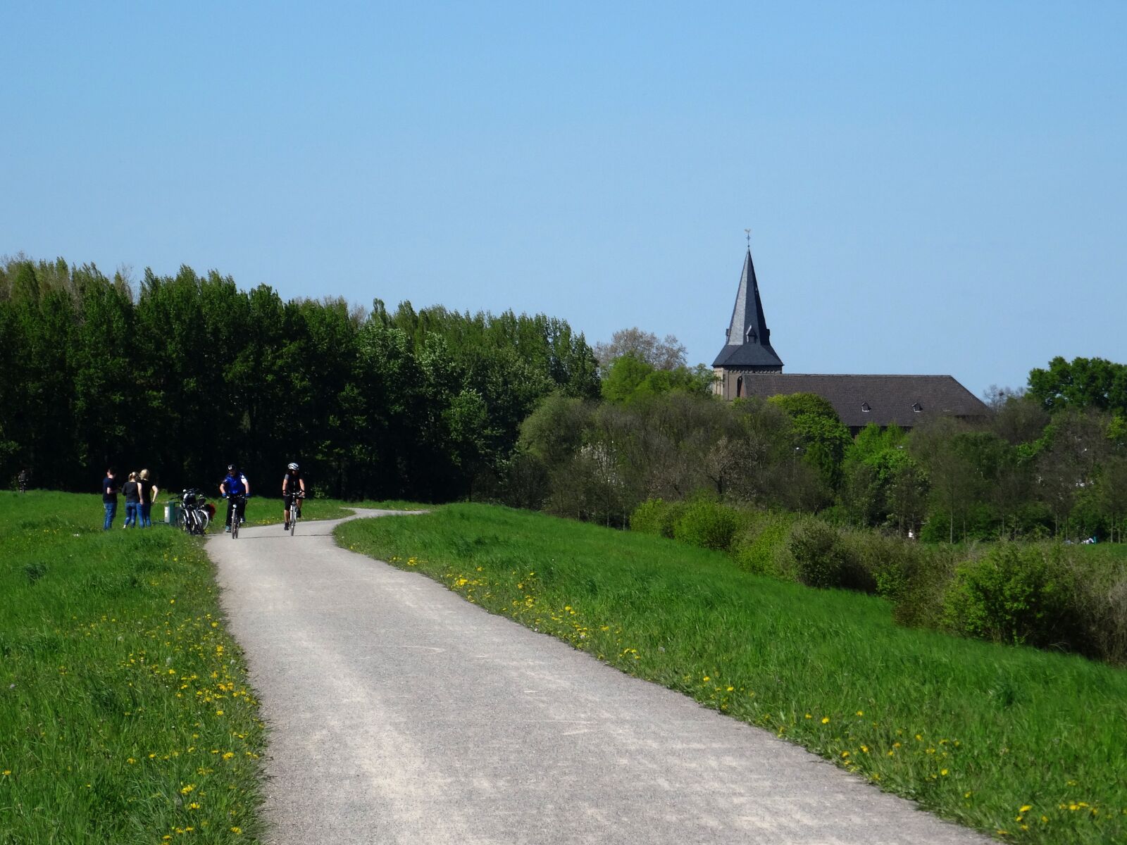 Sony Cyber-shot DSC-HX50V sample photo. Monheim am rhein, away photography