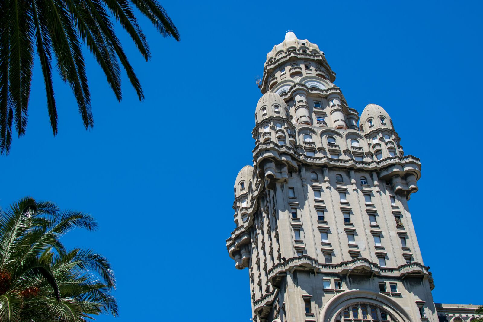 Nikon D3300 sample photo. Montevideo, tower, city photography