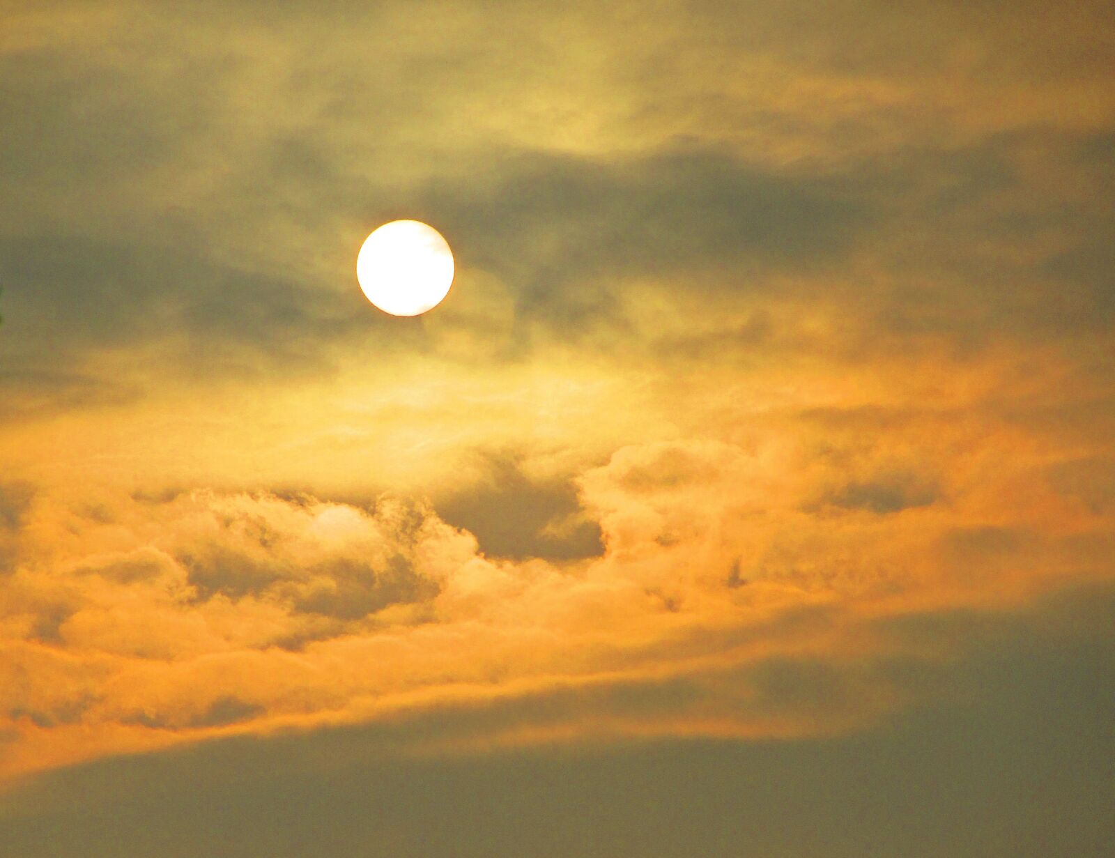 Canon PowerShot SX610 HS sample photo. Sun, weather, sunrise photography