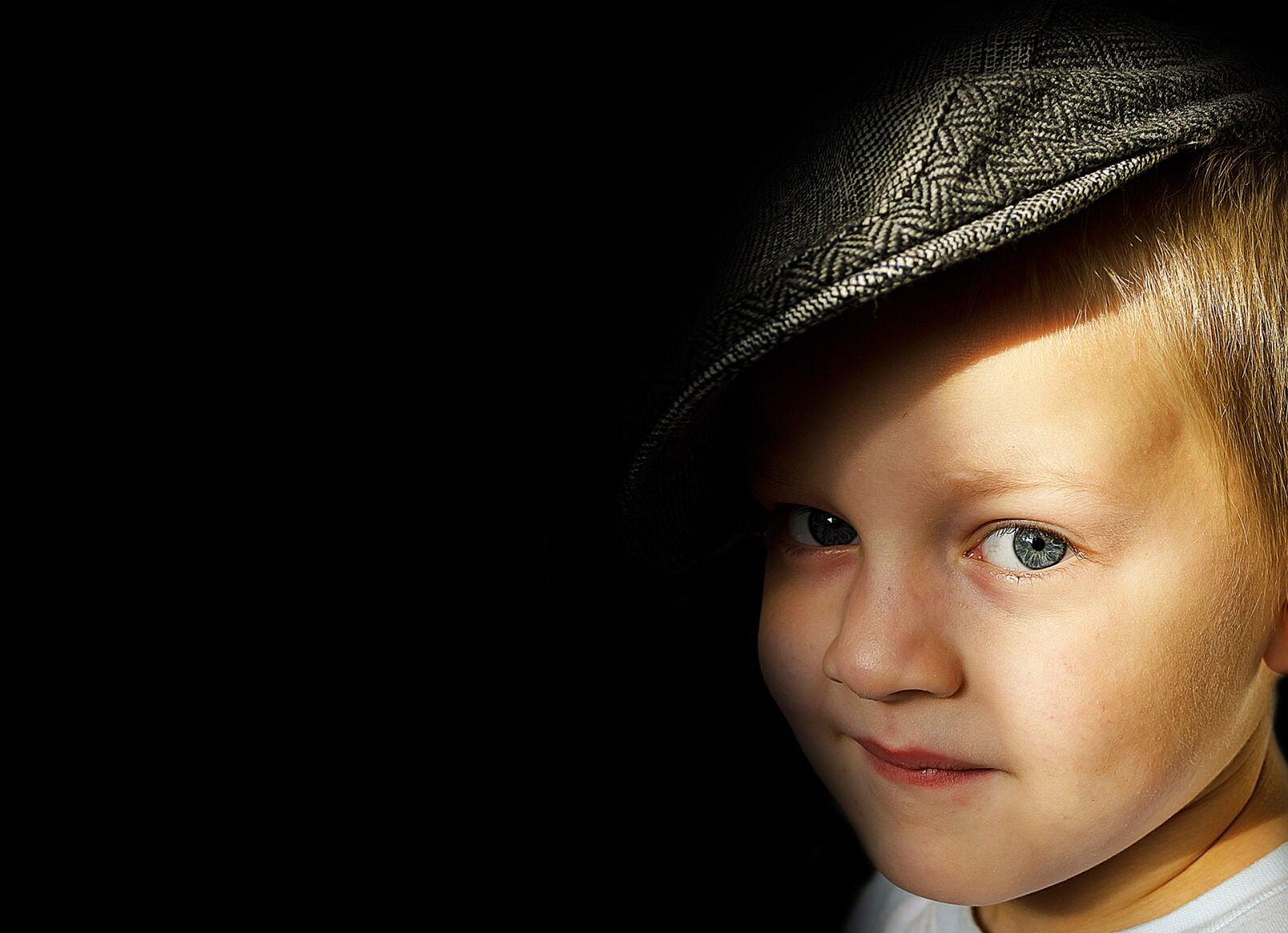 Nikon D5100 sample photo. Accessory, adorable, blur, boy photography