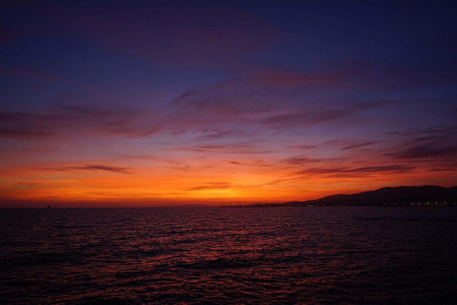 ZEISS Batis 25mm F2 sample photo. Sunset, landscape, sky photography