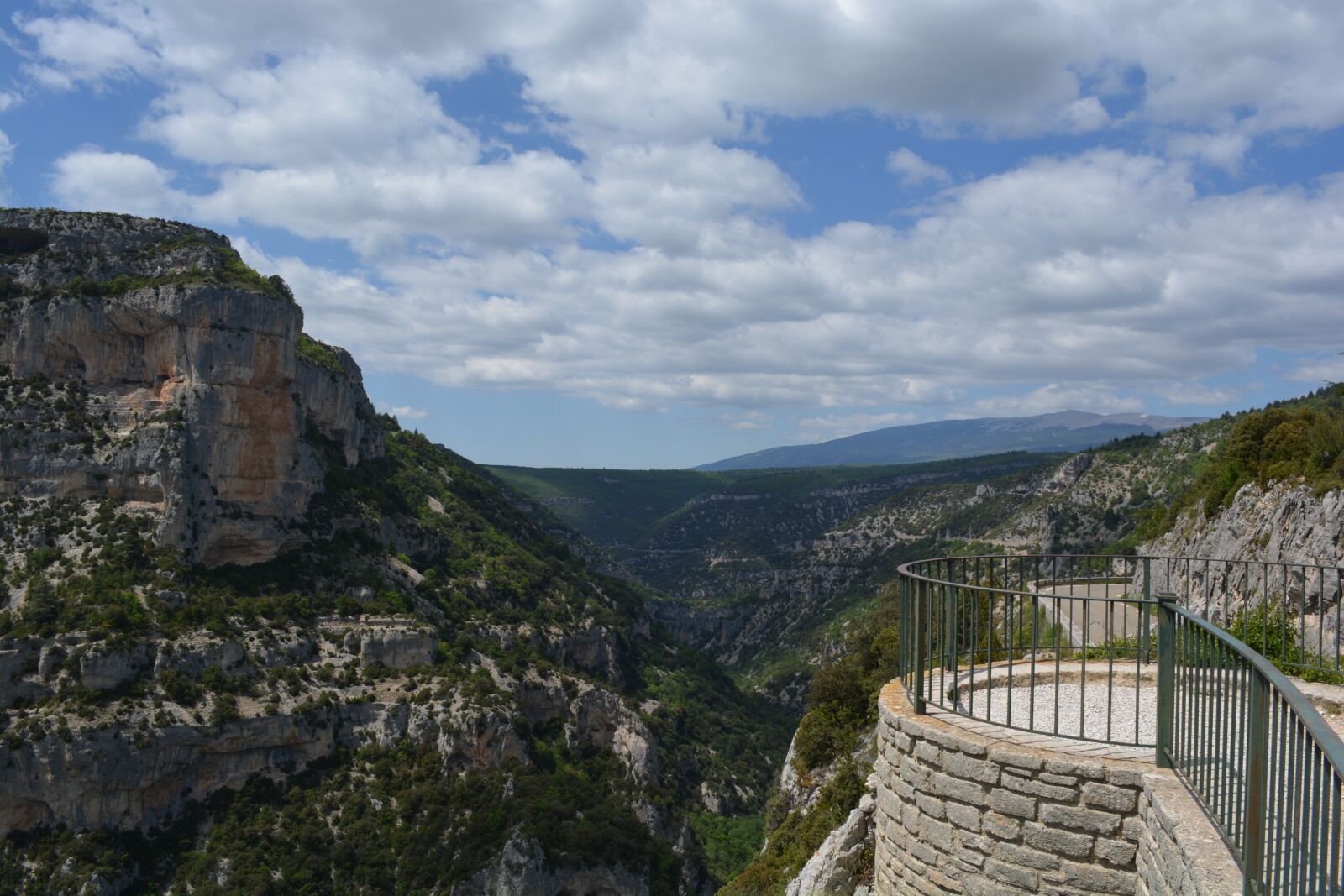 Nikon D5200 sample photo. View, clouds, nature photography