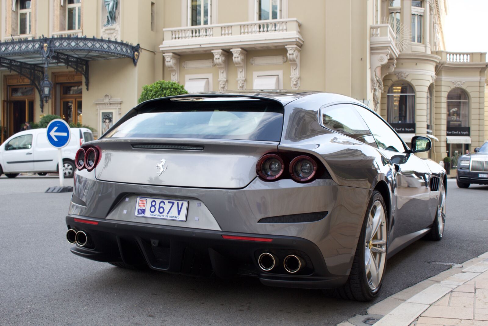 Canon EOS 100D (EOS Rebel SL1 / EOS Kiss X7) sample photo. Car, vehicle, road photography