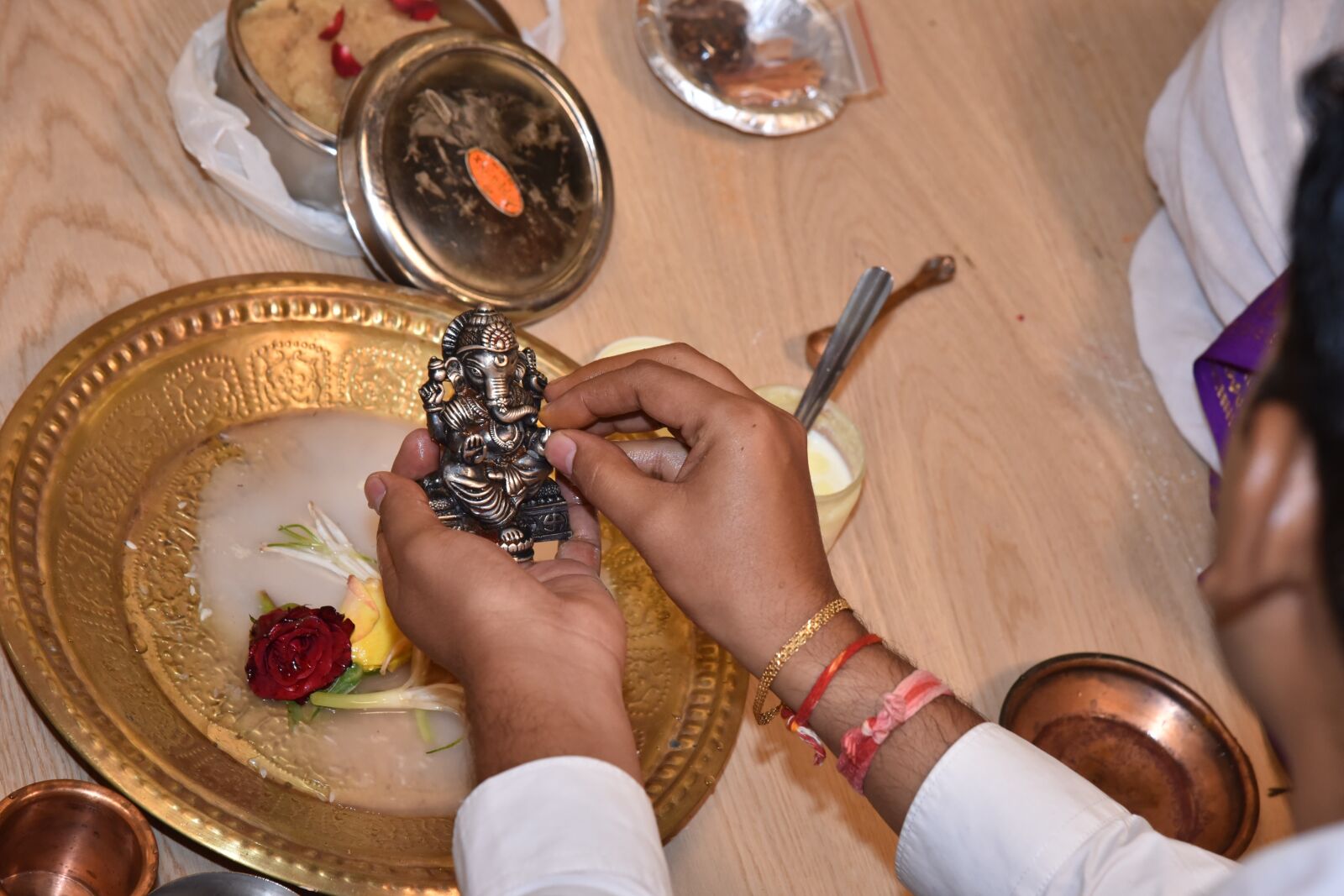 Nikon D750 sample photo. God, ganesha, faith photography