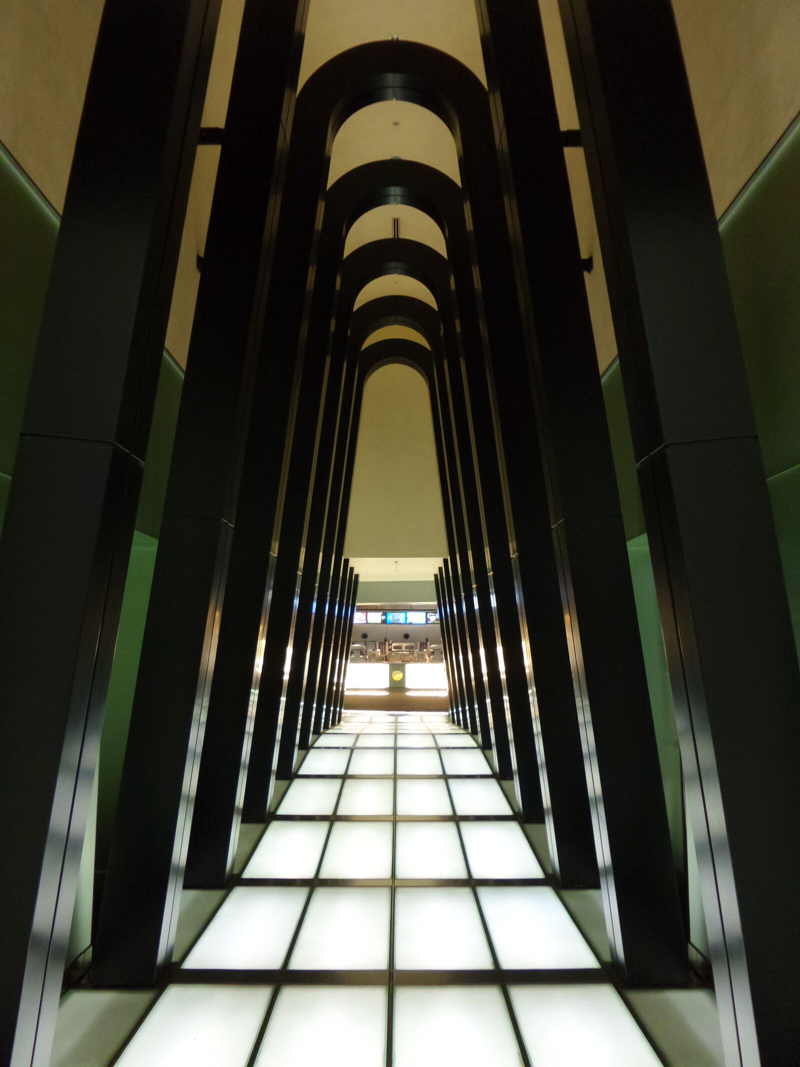 Samsung Galaxy K Zoom sample photo. Cinema, corridor, futuristic photography