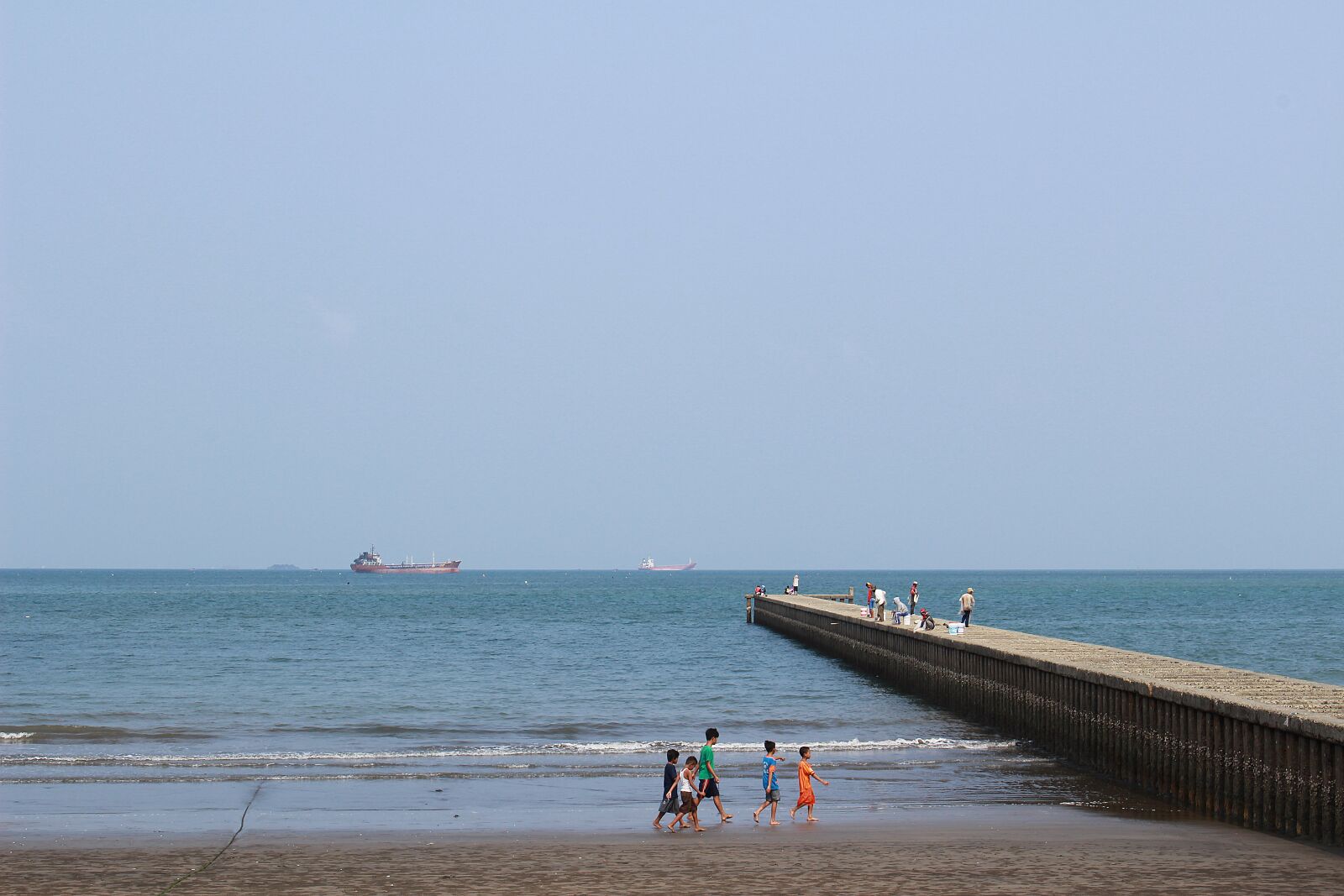 Canon EOS 100D (EOS Rebel SL1 / EOS Kiss X7) sample photo. Sea, beach, life photography
