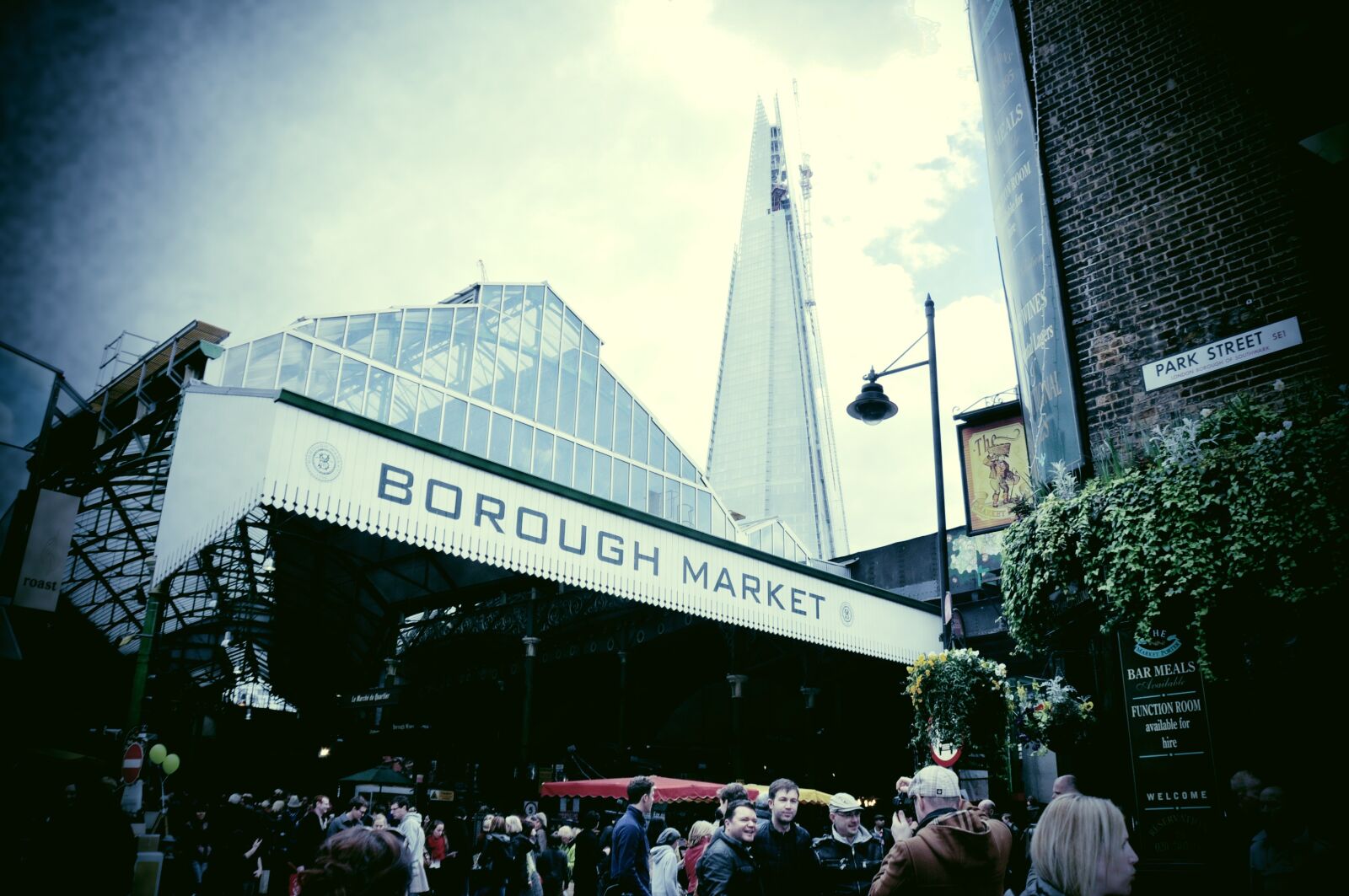 Nikon D90 sample photo. London, market photography