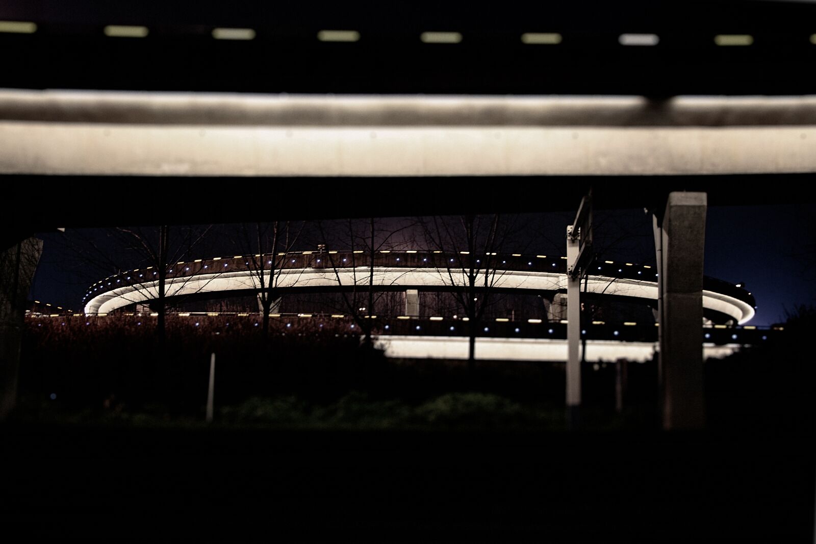 Canon EOS 700D (EOS Rebel T5i / EOS Kiss X7i) sample photo. The viaduct, night, arc photography