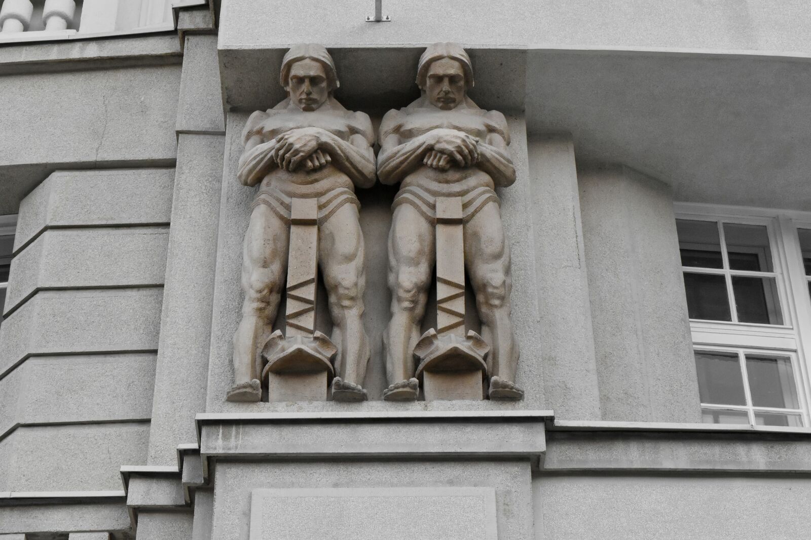 Nikon D5500 sample photo. Statue, structure, sculpture, pedestal photography