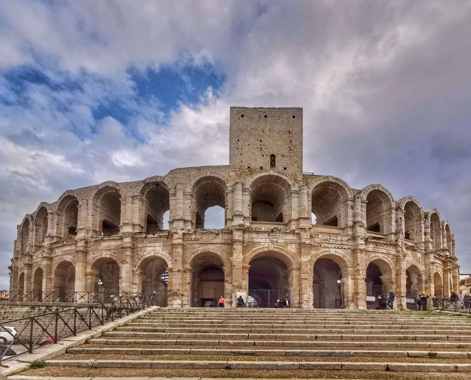 HUAWEI P30 Pro sample photo. Colosseum, arles, france photography