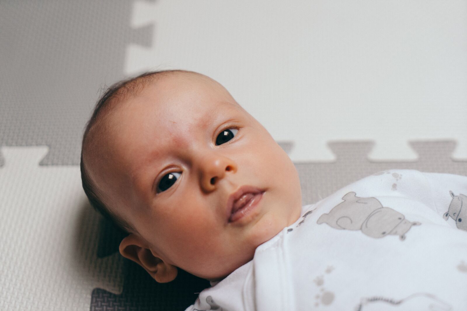 Sony a7 II + Sony Vario Tessar T* FE 24-70mm F4 ZA OSS sample photo. Kid, newborn, boy photography