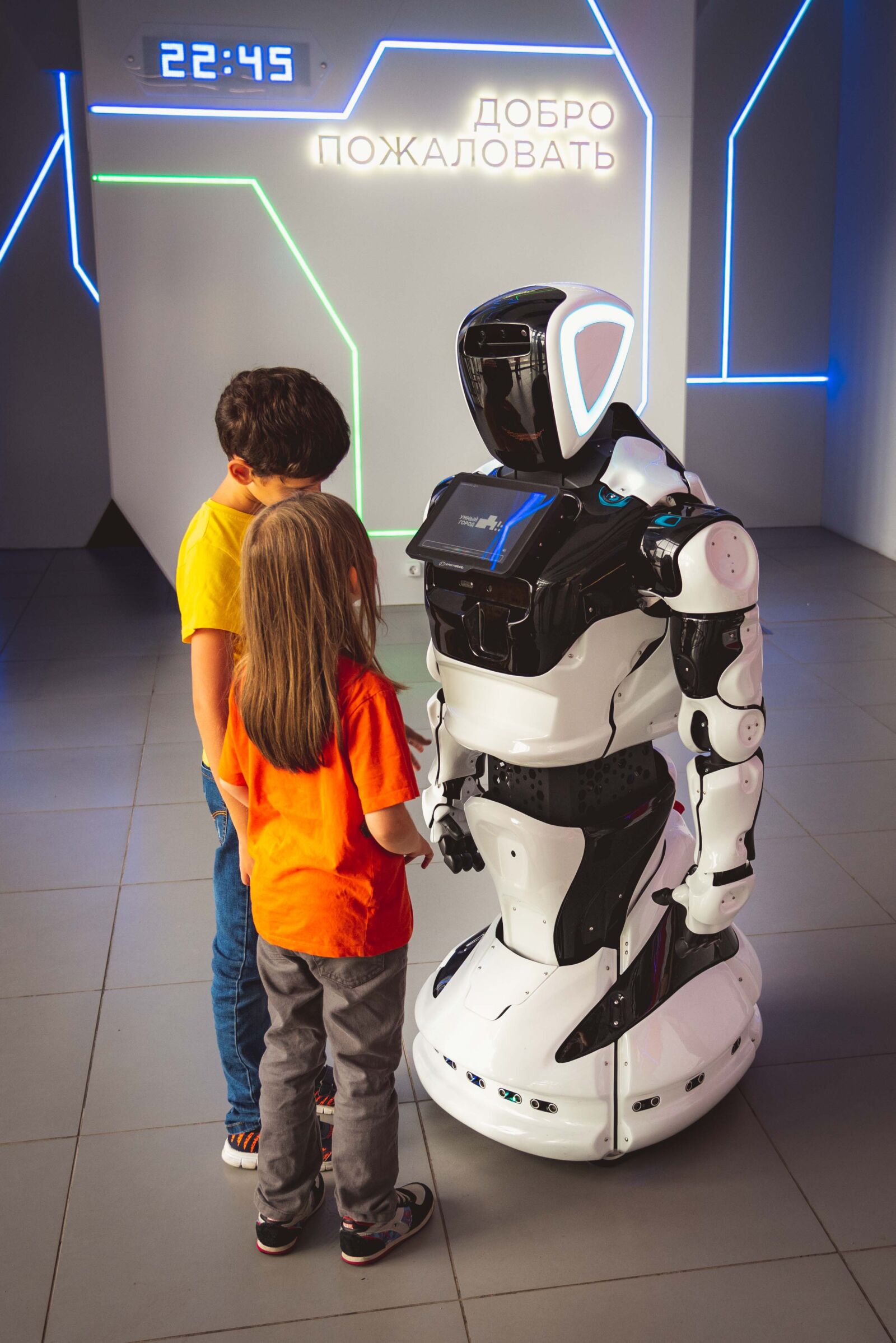 Nikon D750 sample photo. Robot, kids, russia photography