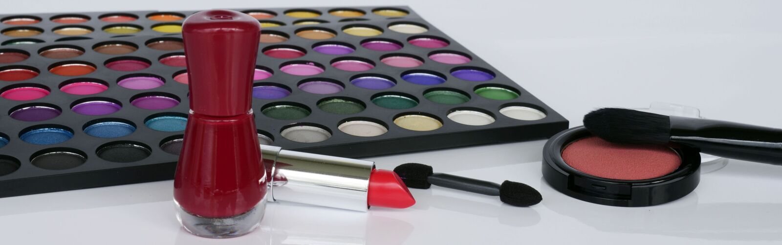 Nikon D7100 sample photo. Eye shadow, color palette photography