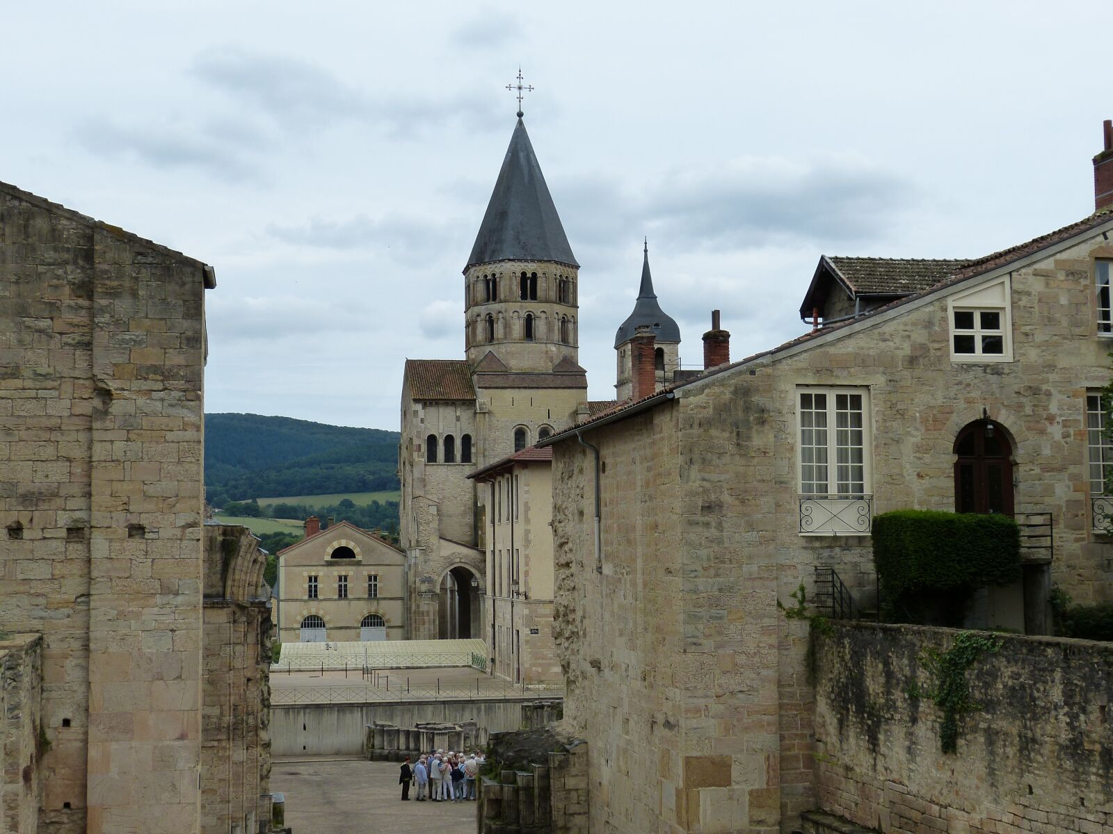 Panasonic Lumix DMC-FZ150 sample photo. Cluny, monastery, abbey photography