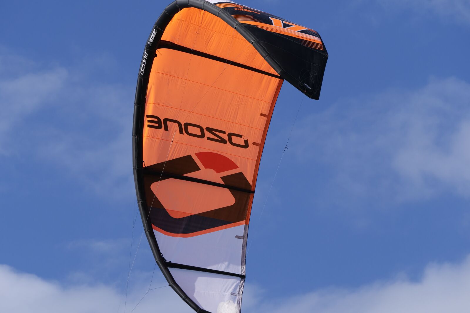 Panasonic Lumix DC-G9 sample photo. Sky, kite, kite surf photography