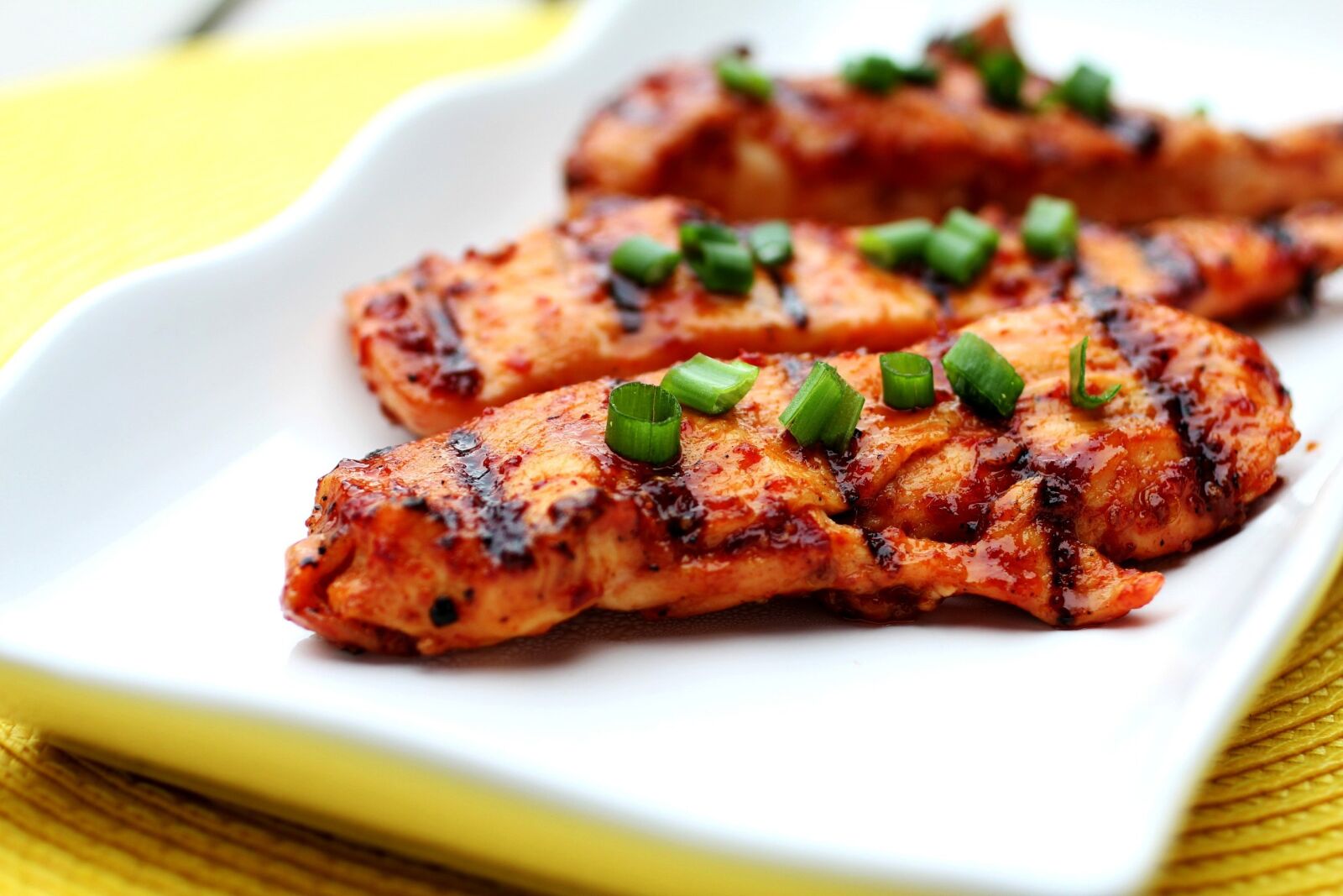 Canon EOS 550D (EOS Rebel T2i / EOS Kiss X4) sample photo. Food, grilled, chicken photography