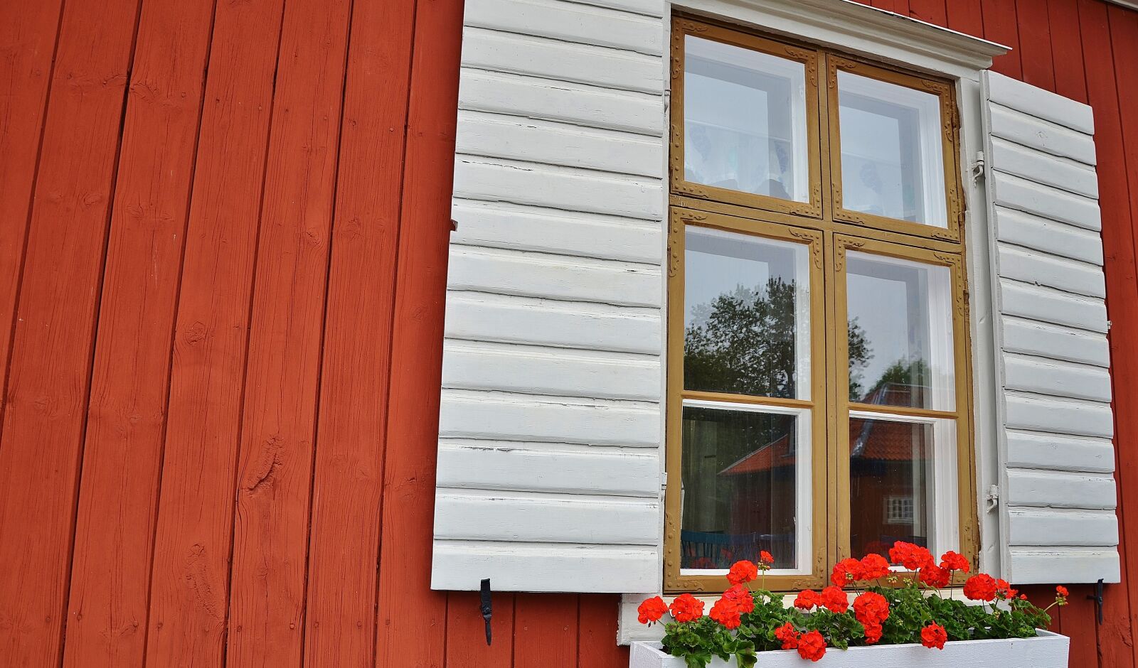 Nikon D7000 sample photo. House, wooden, home photography