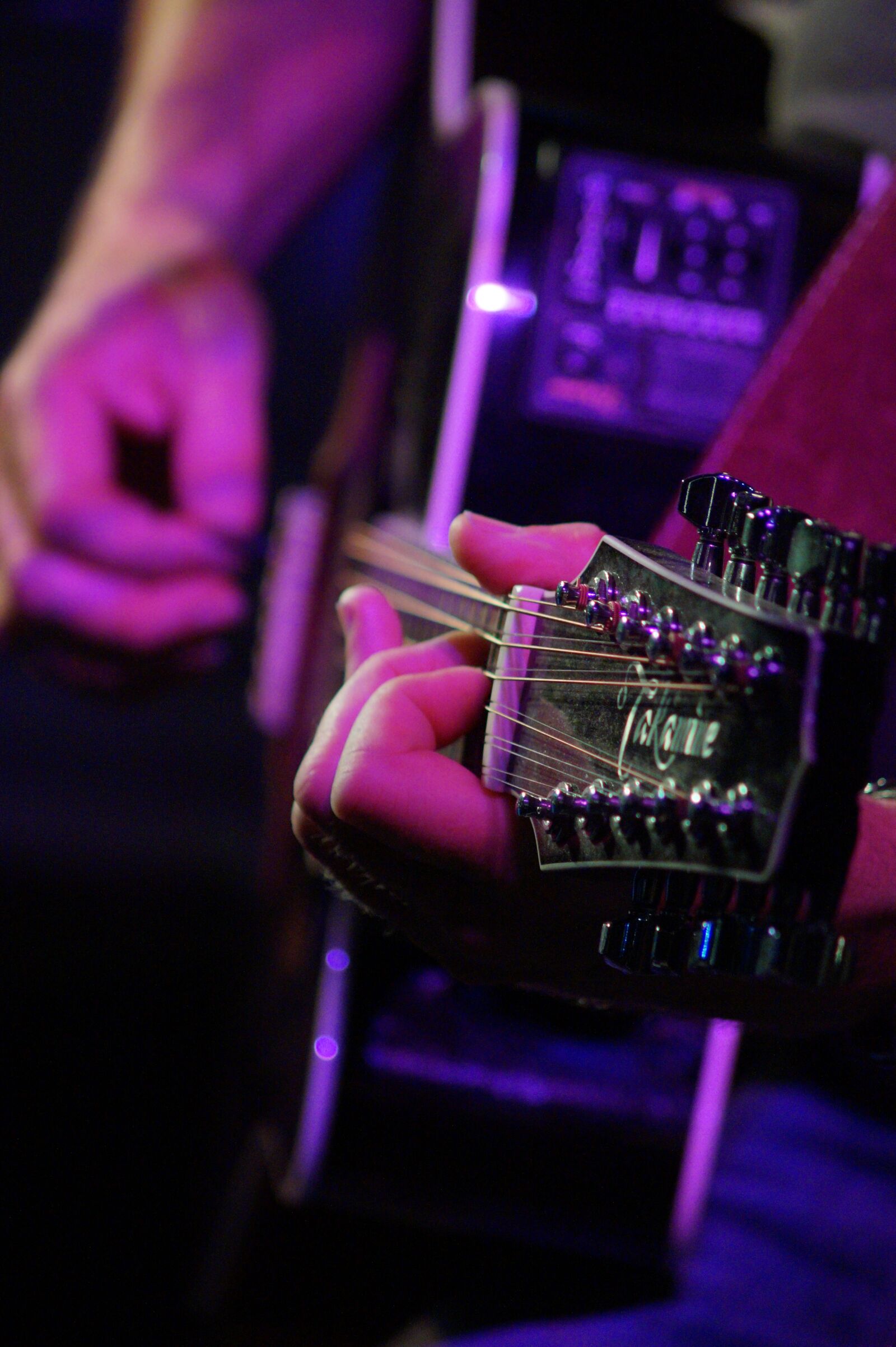 Sony SLT-A58 sample photo. Guitar, music, instrument photography