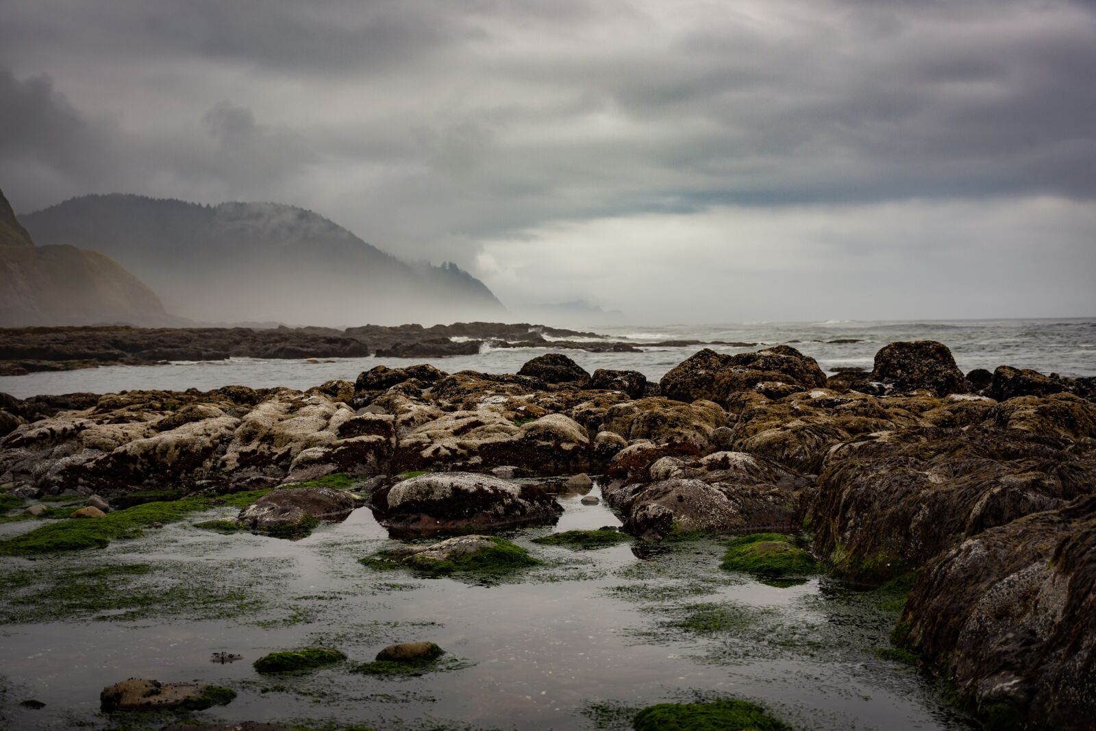 Nikon D7200 sample photo. Ocean, beach, rocks photography