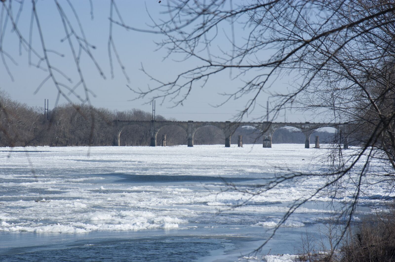Nikon D100 sample photo. Delaware river, frozen river photography