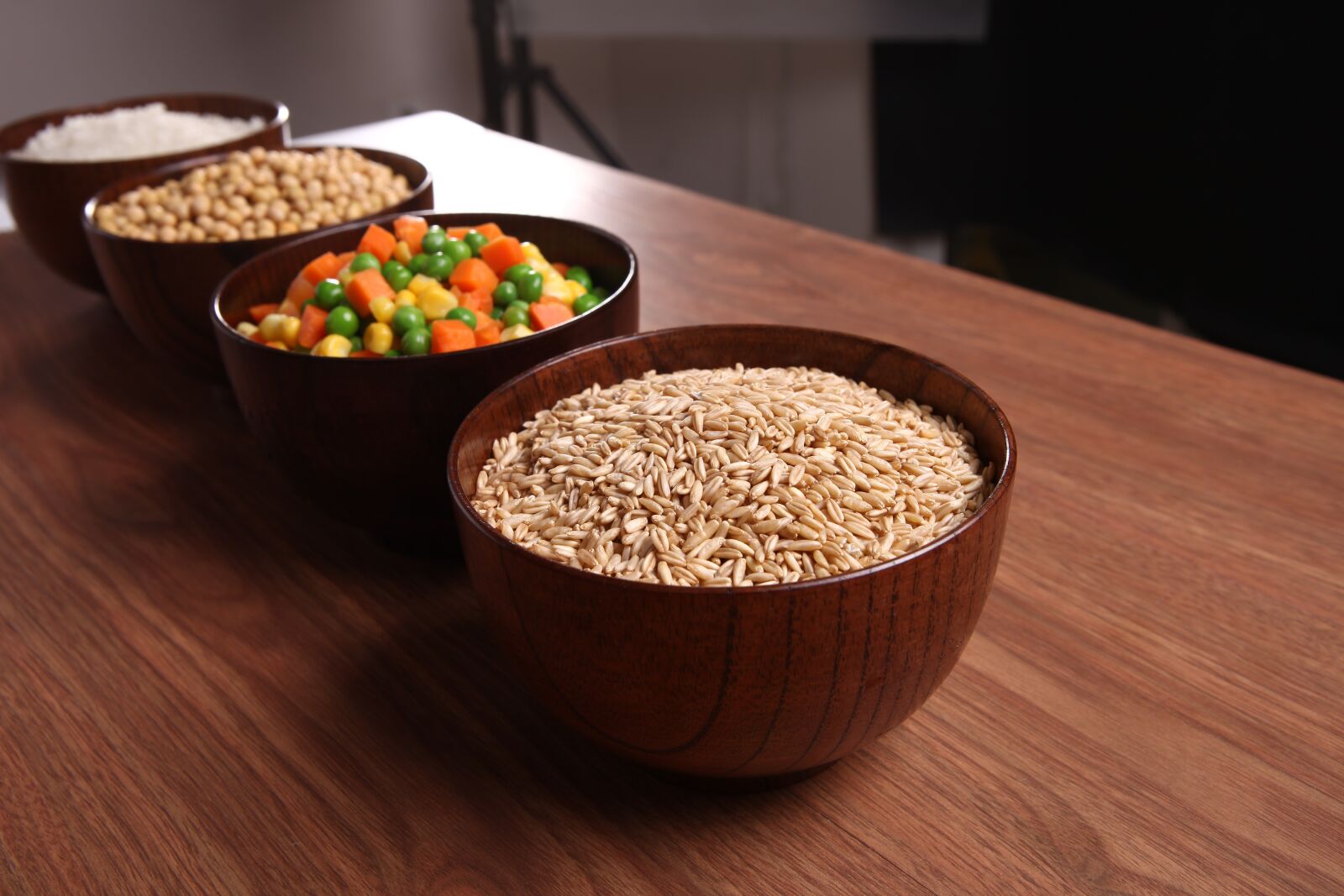 Canon EOS 5D Mark II sample photo. Whole grains, catering ingredients photography