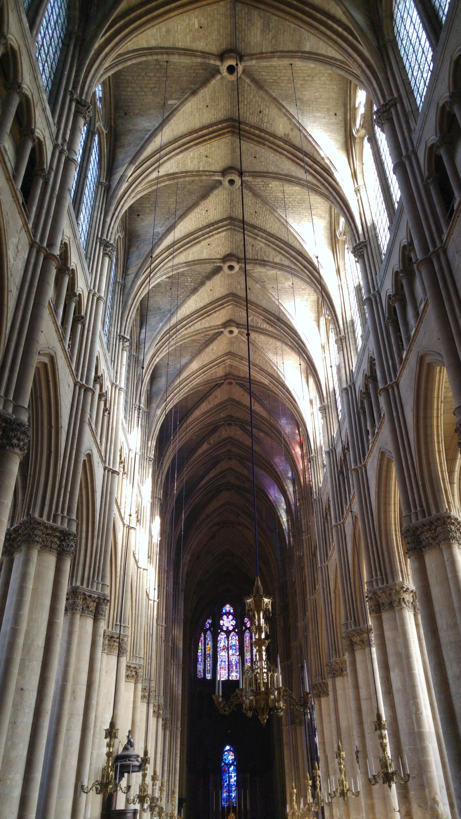 LG G4 sample photo. Reims, cathedral, gothic photography