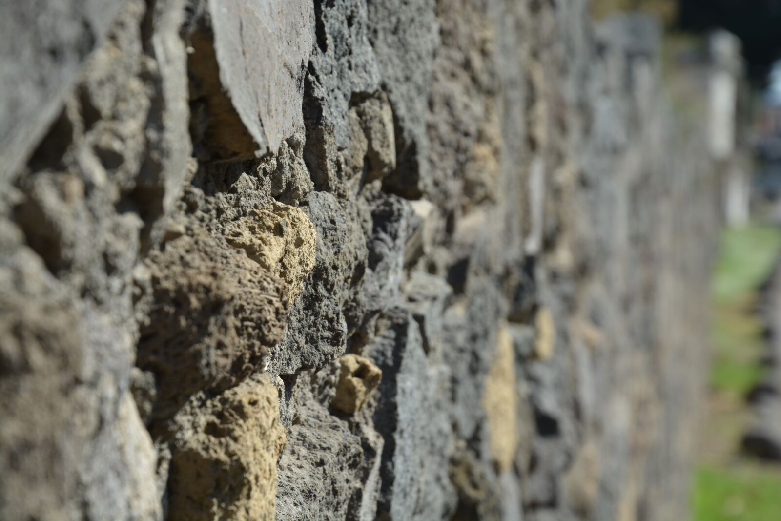 Nikon D5200 sample photo. Wall, sharp, stones photography