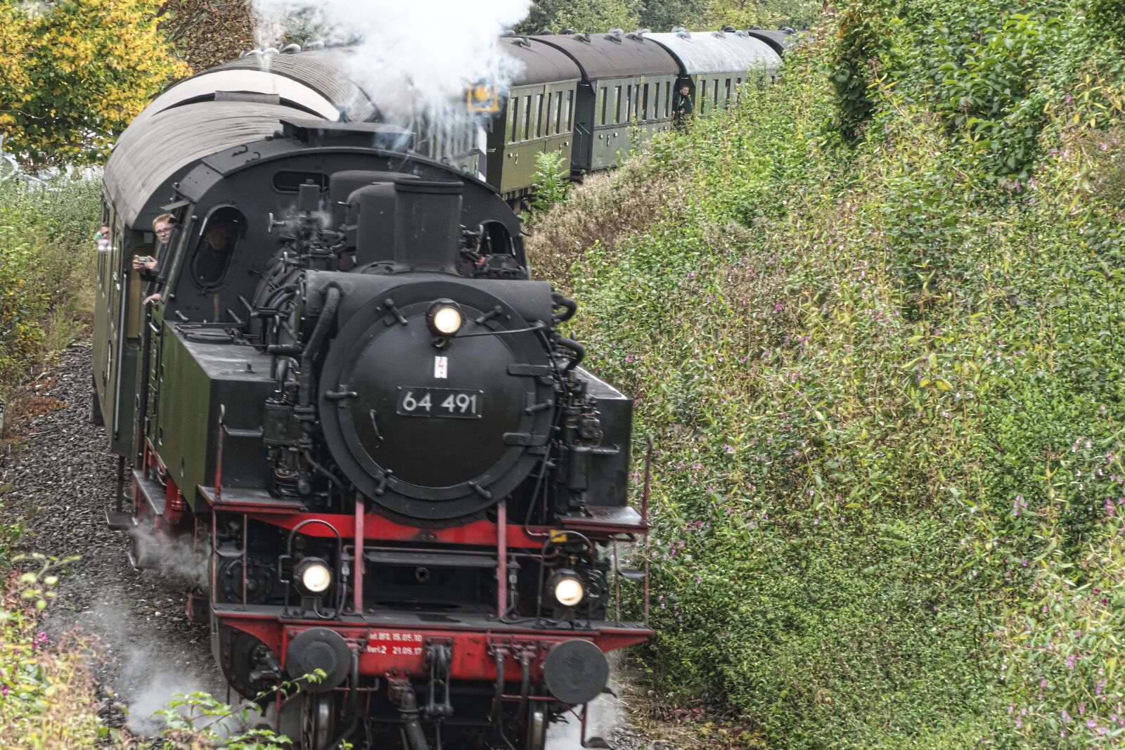 Panasonic Lumix DMC-FZ1000 sample photo. Steam locomotive, tank locomotive photography