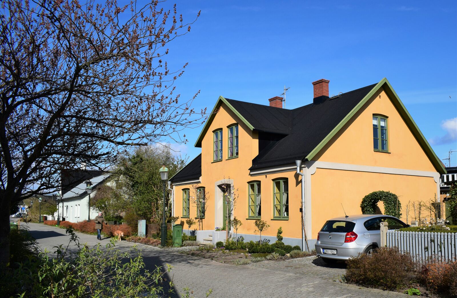 Nikon D3300 sample photo. Sweden, limhamn, old glue photography