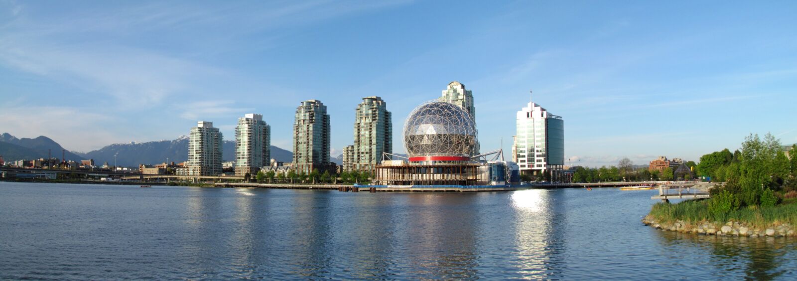Canon PowerShot SX30 IS sample photo. Vancouver, science world, architecture photography