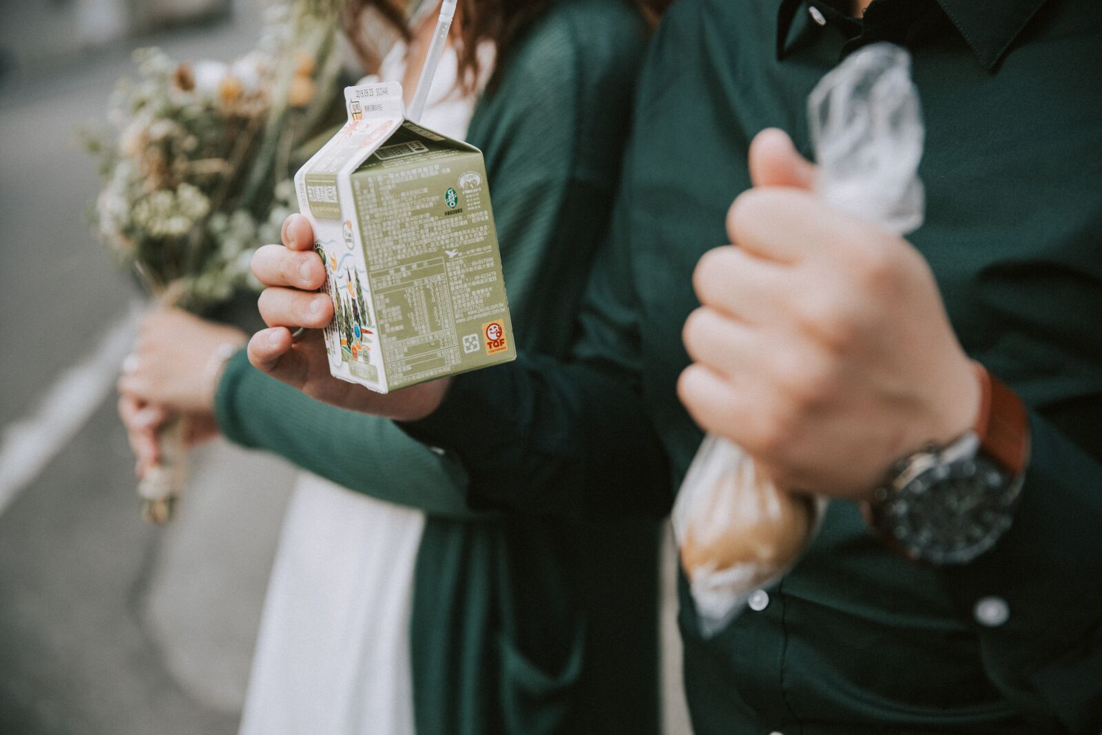 Canon EF 24-70mm F2.8L II USM sample photo. Hand, get married, for photography