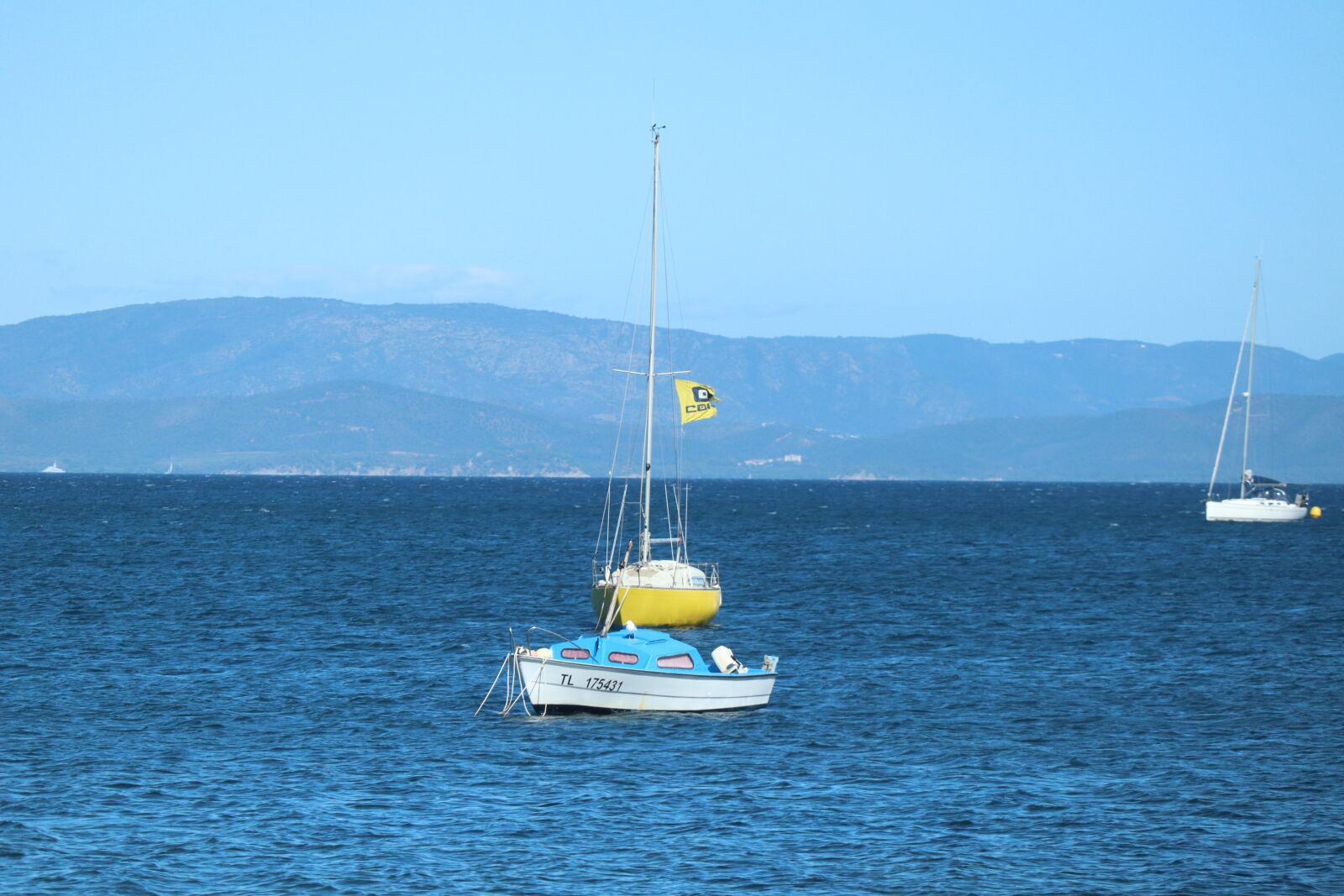 Canon EF-M 18-150mm F3.5-6.3 IS STM sample photo. Hyères, toulon, france photography