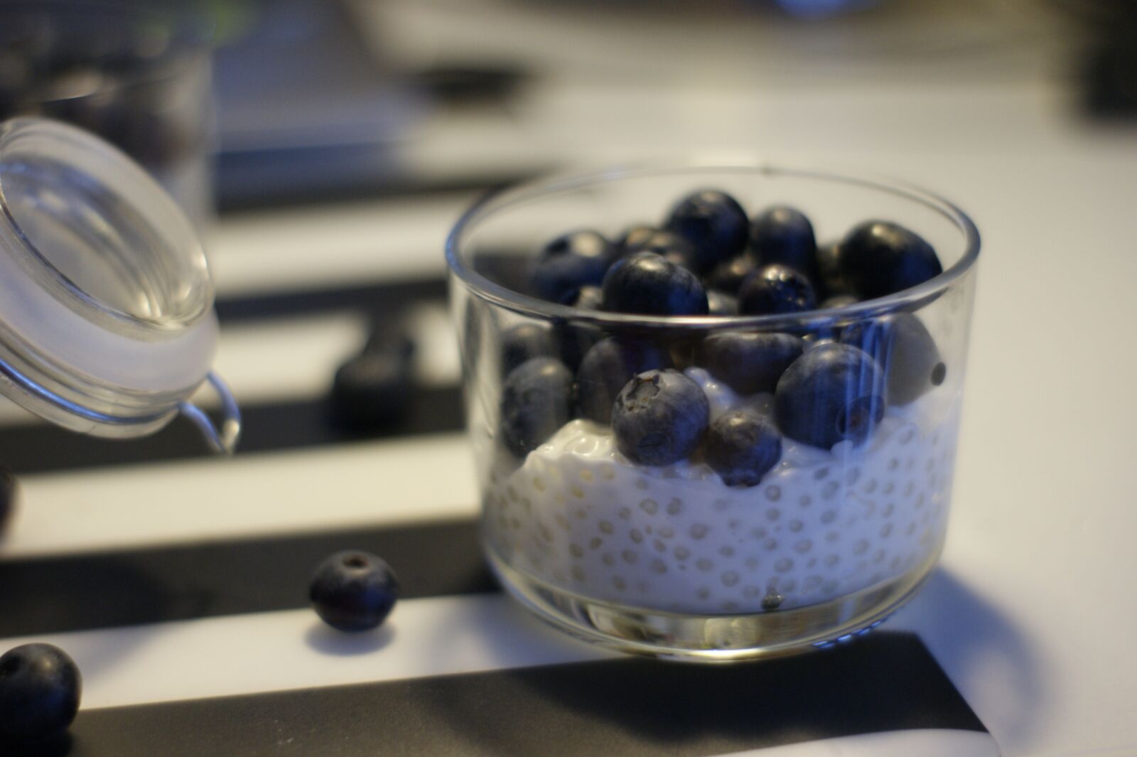 Sony Alpha DSLR-A290 sample photo. Blackberry, blueberry, healthy photography