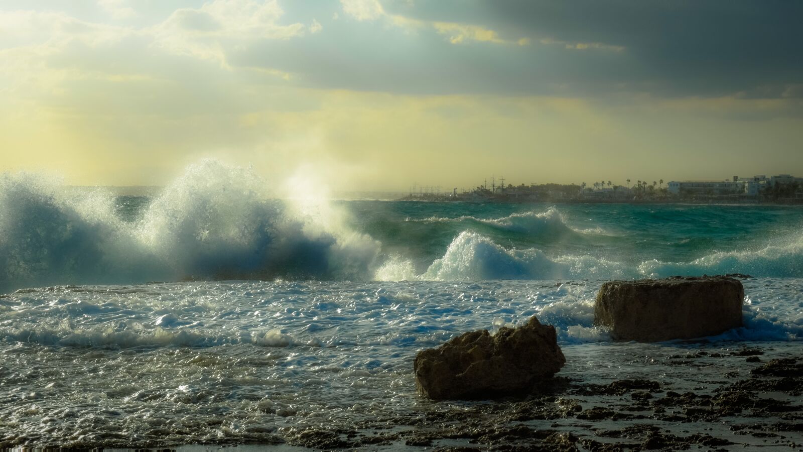 Nikon D3300 sample photo. Rocky coast, sea, sky photography