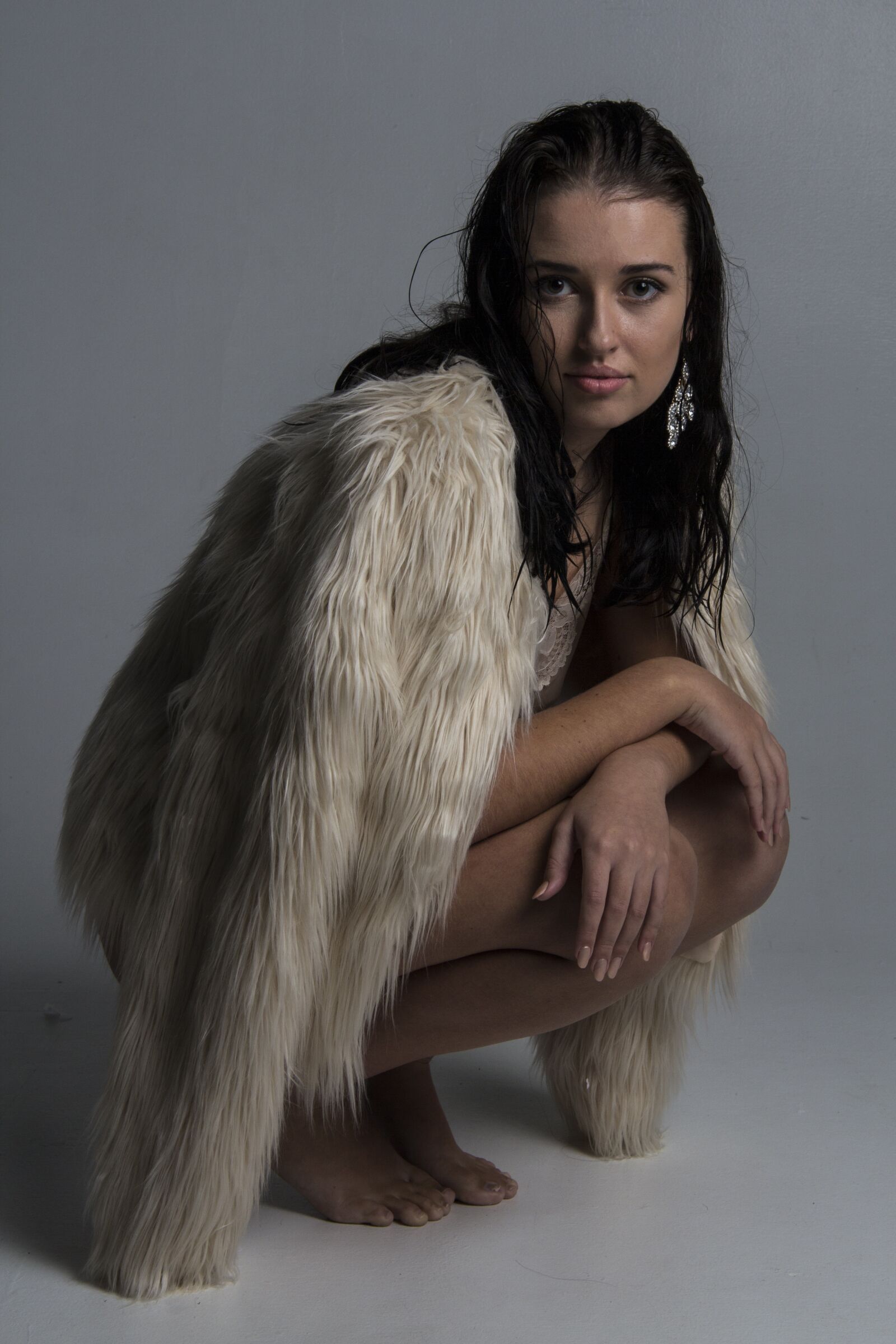 Canon EF-S 17-85mm F4-5.6 IS USM sample photo. Beauty, model, portrait photography