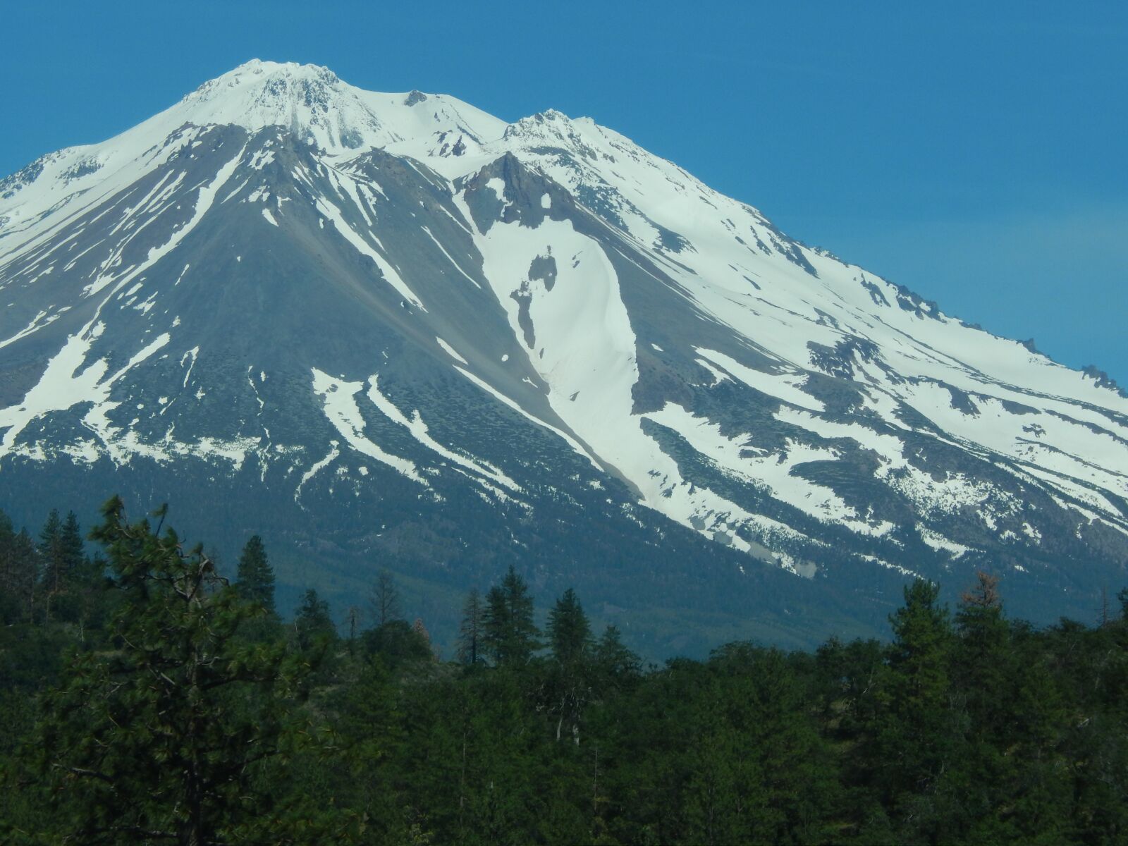 Nikon Coolpix L820 sample photo. Mountain, range, landscape photography