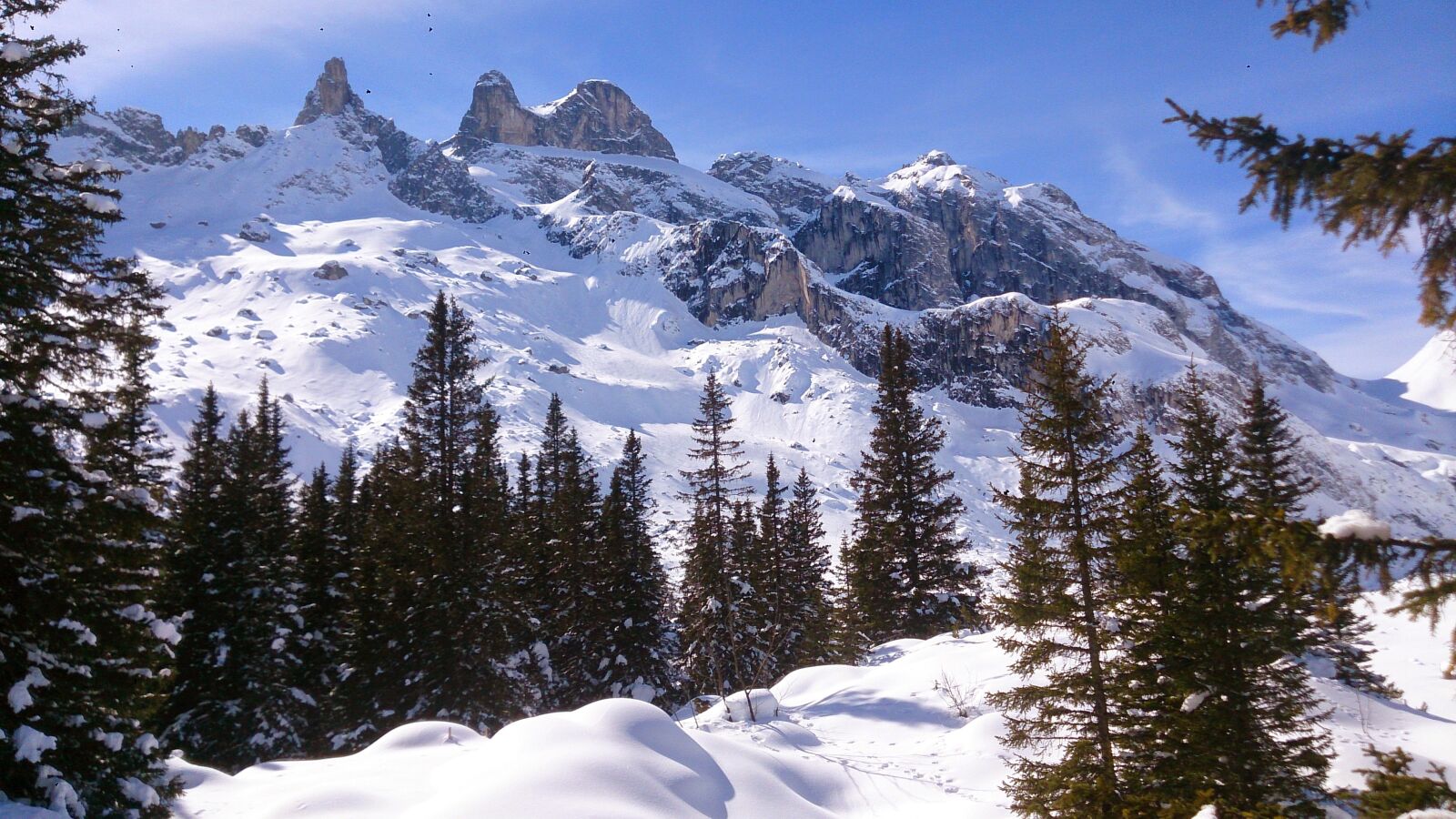 Sony Xperia Z sample photo. Mountains, 3-towers, snow photography